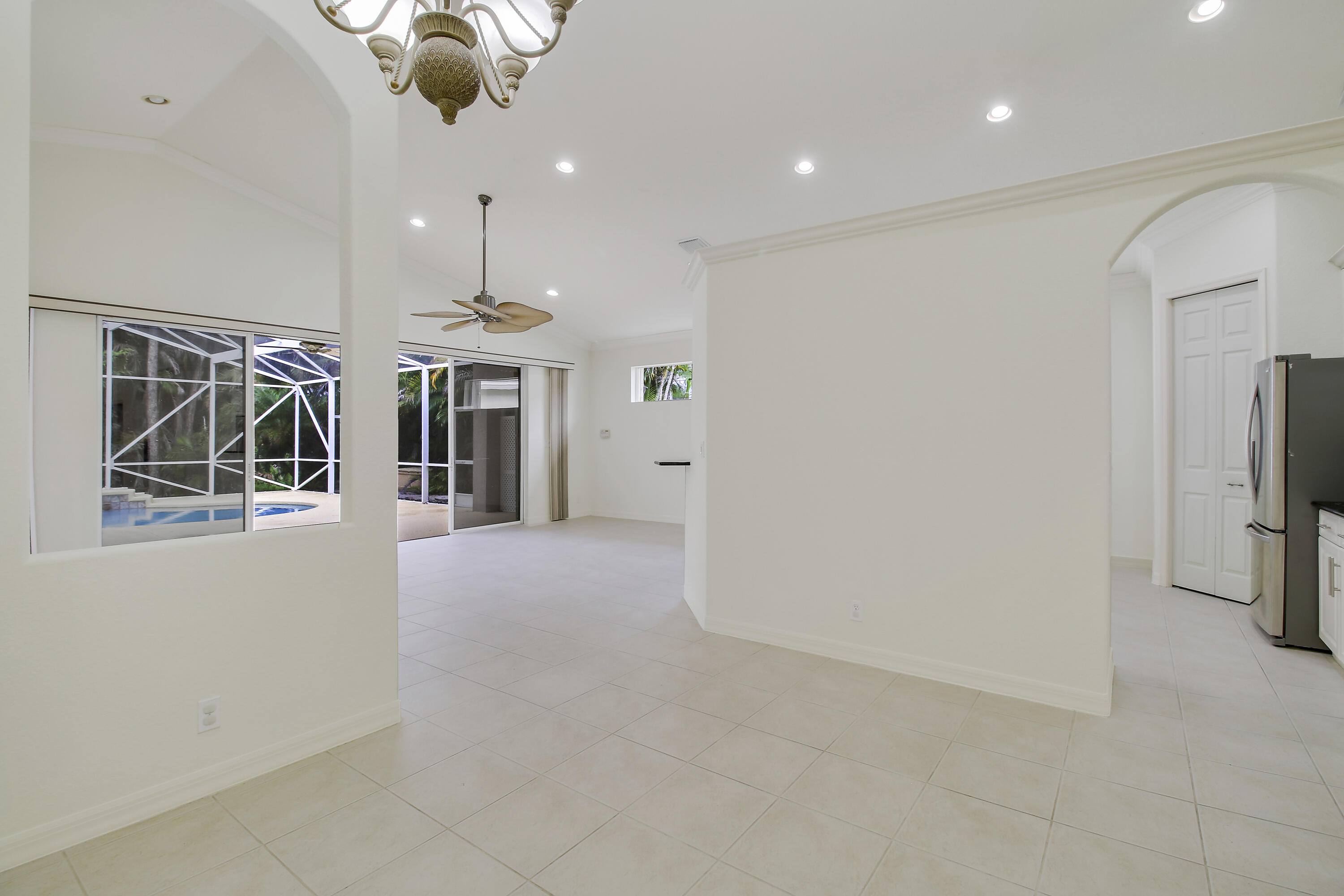 6815 Se Twin Oaks Circle Property Photo 8