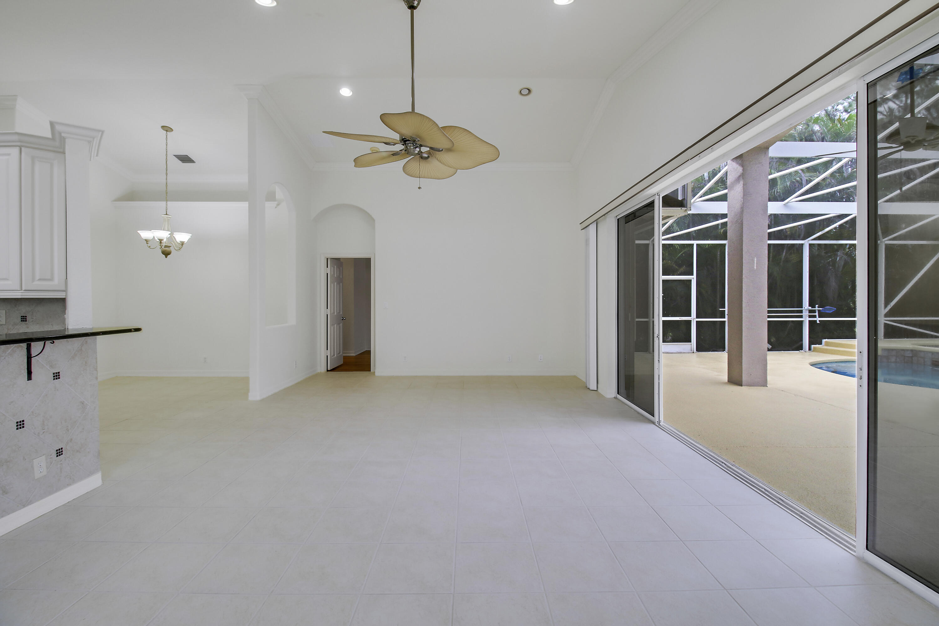 6815 Se Twin Oaks Circle Property Photo 13