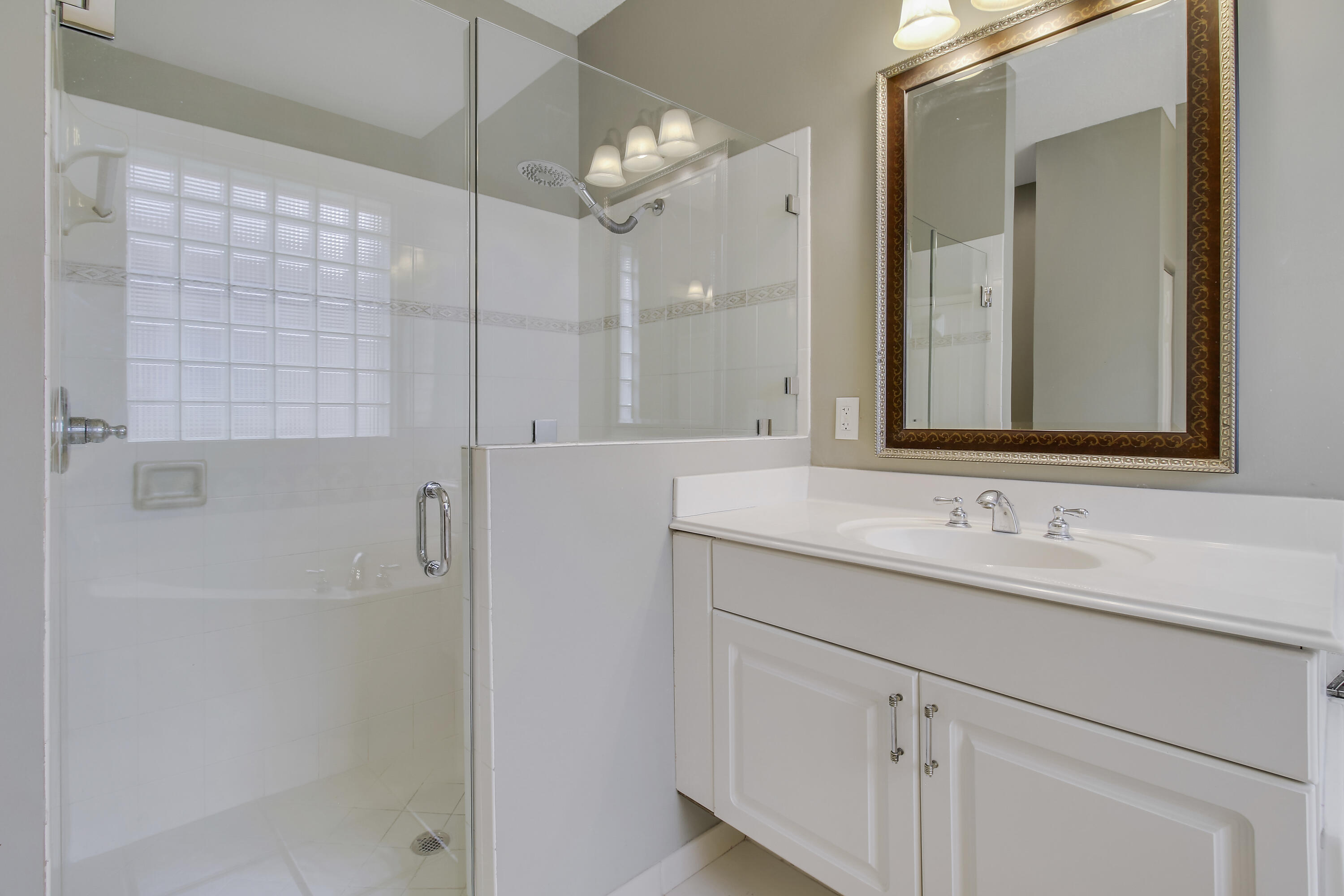 6815 Se Twin Oaks Circle Property Photo 23