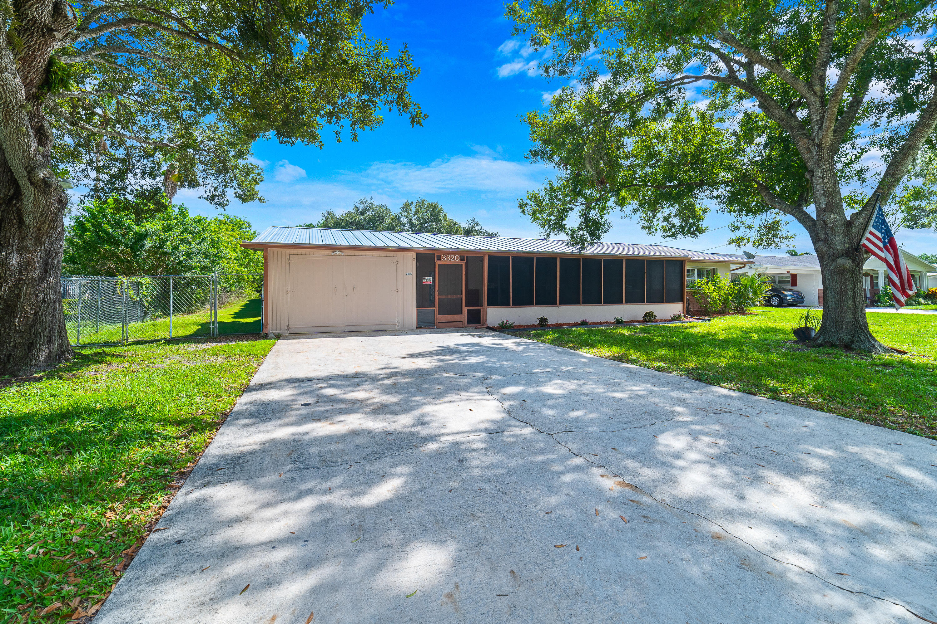 3320 Sunrise Boulevard Property Photo 1