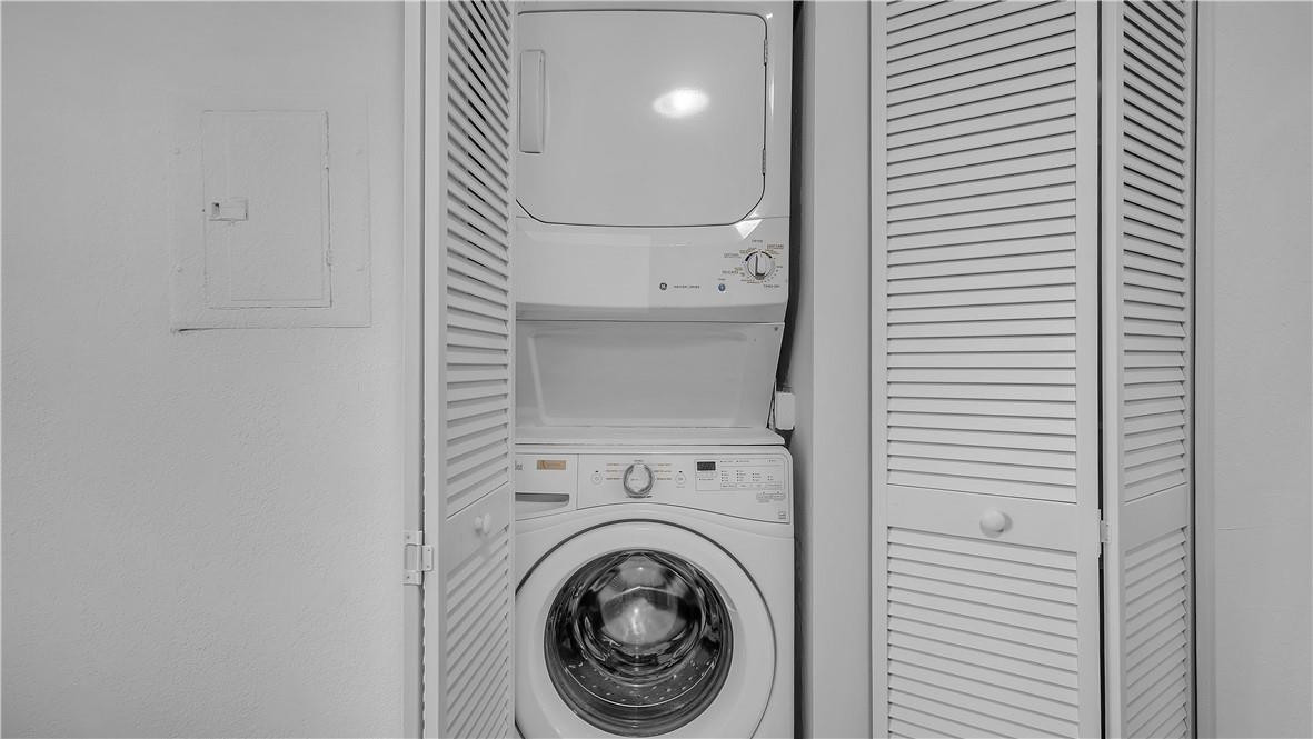 5681 Riverside Drive 101a6 Property Photo 20