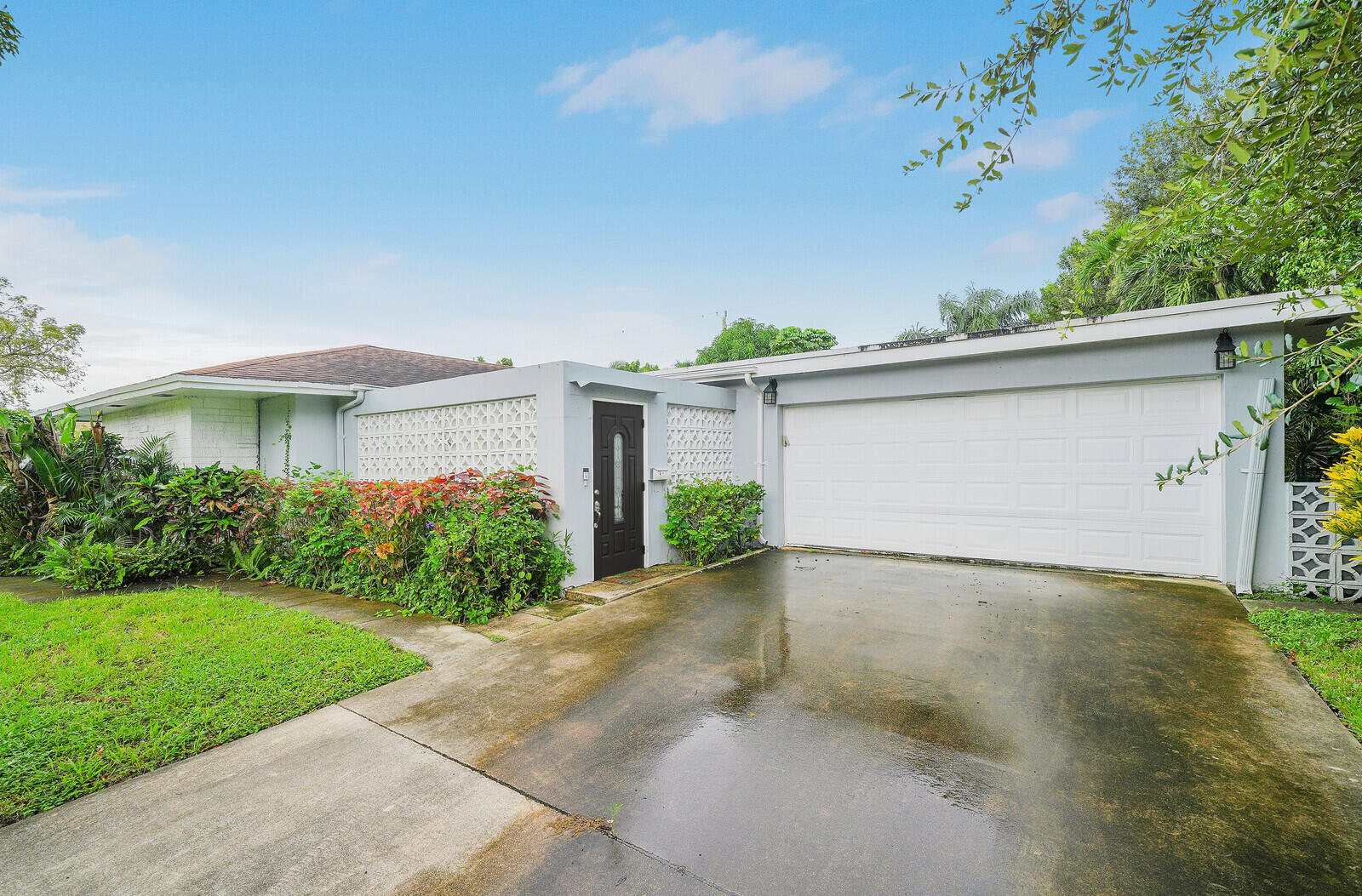 1612 42nd Street Property Photo 1
