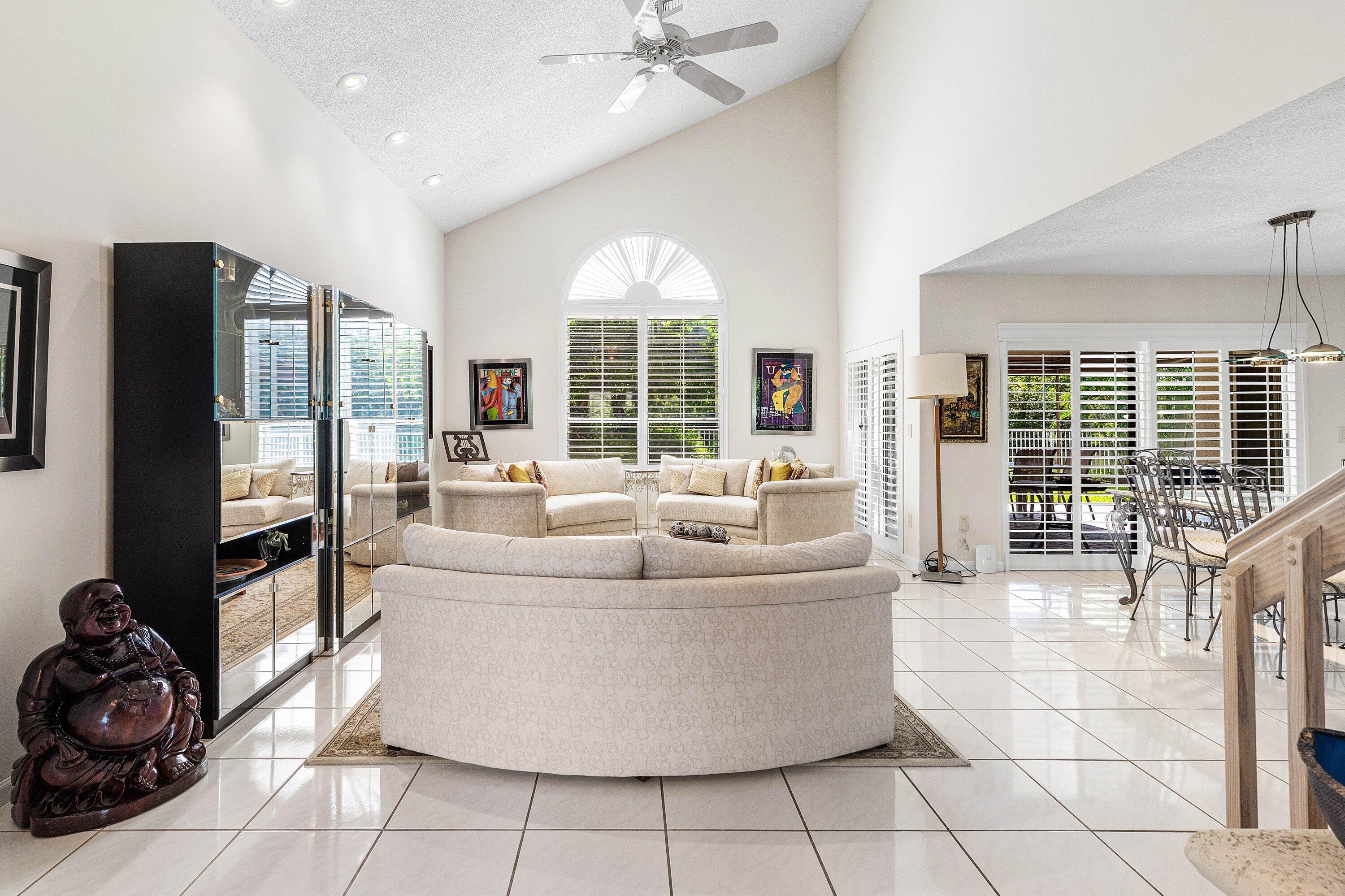 10378 Buena Ventura Drive Property Photo 10