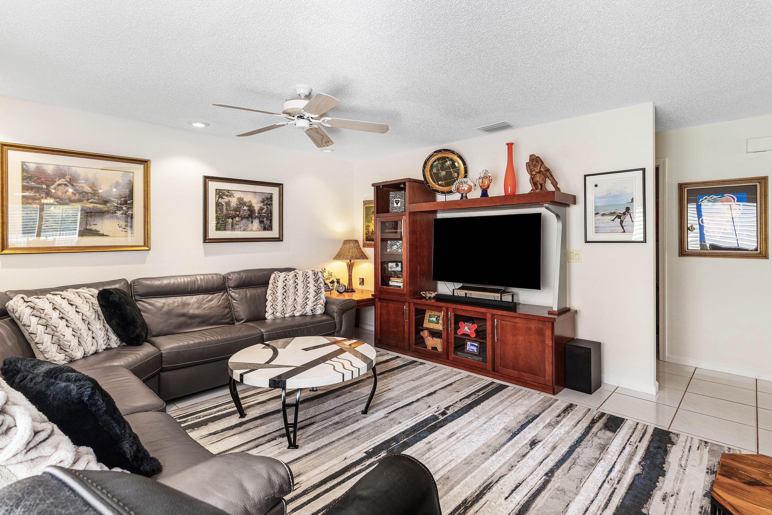 10378 Buena Ventura Drive Property Photo 18