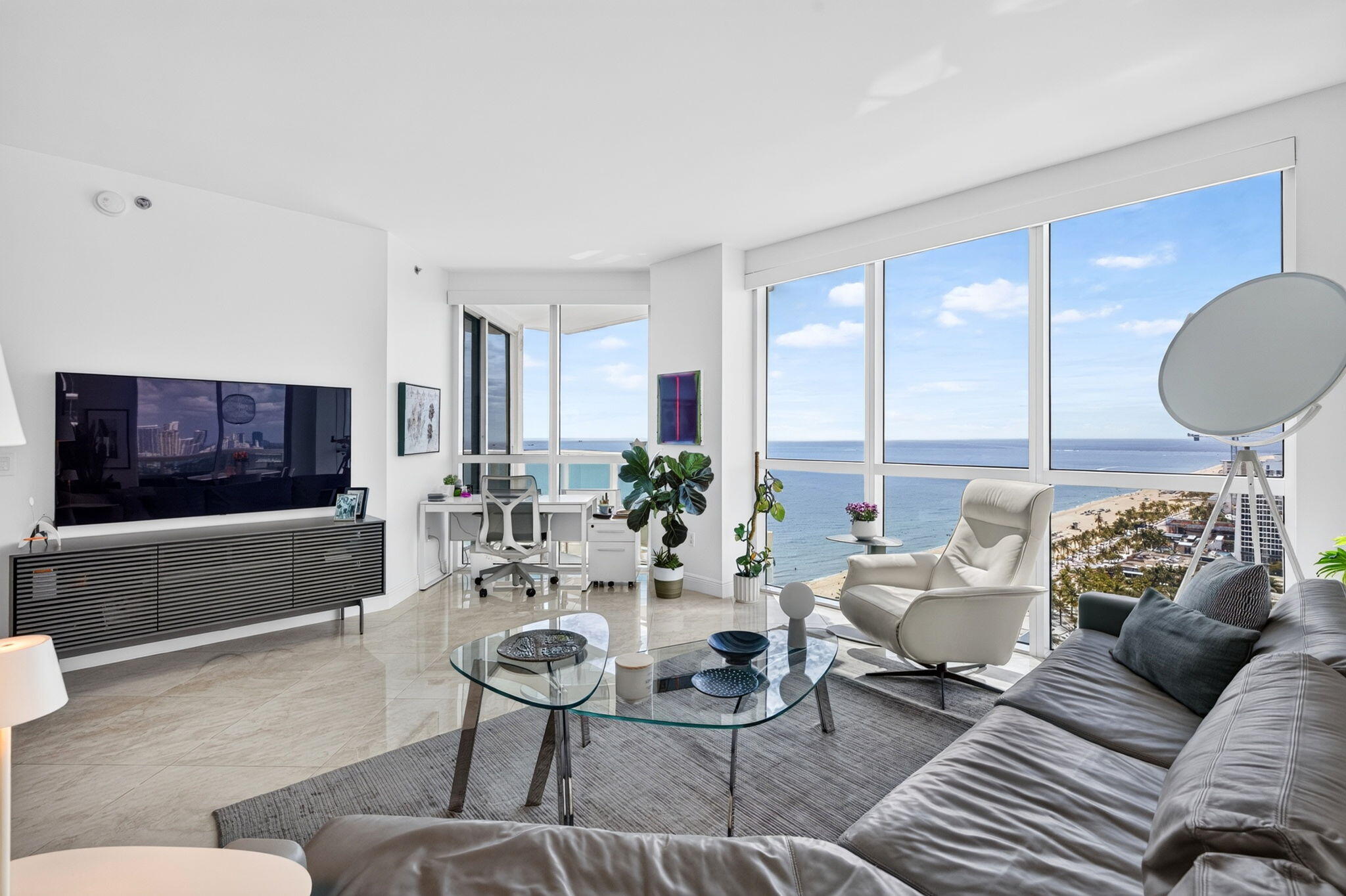 101 S Fort Lauderdale Beach Boulevard 2407 Property Photo 9