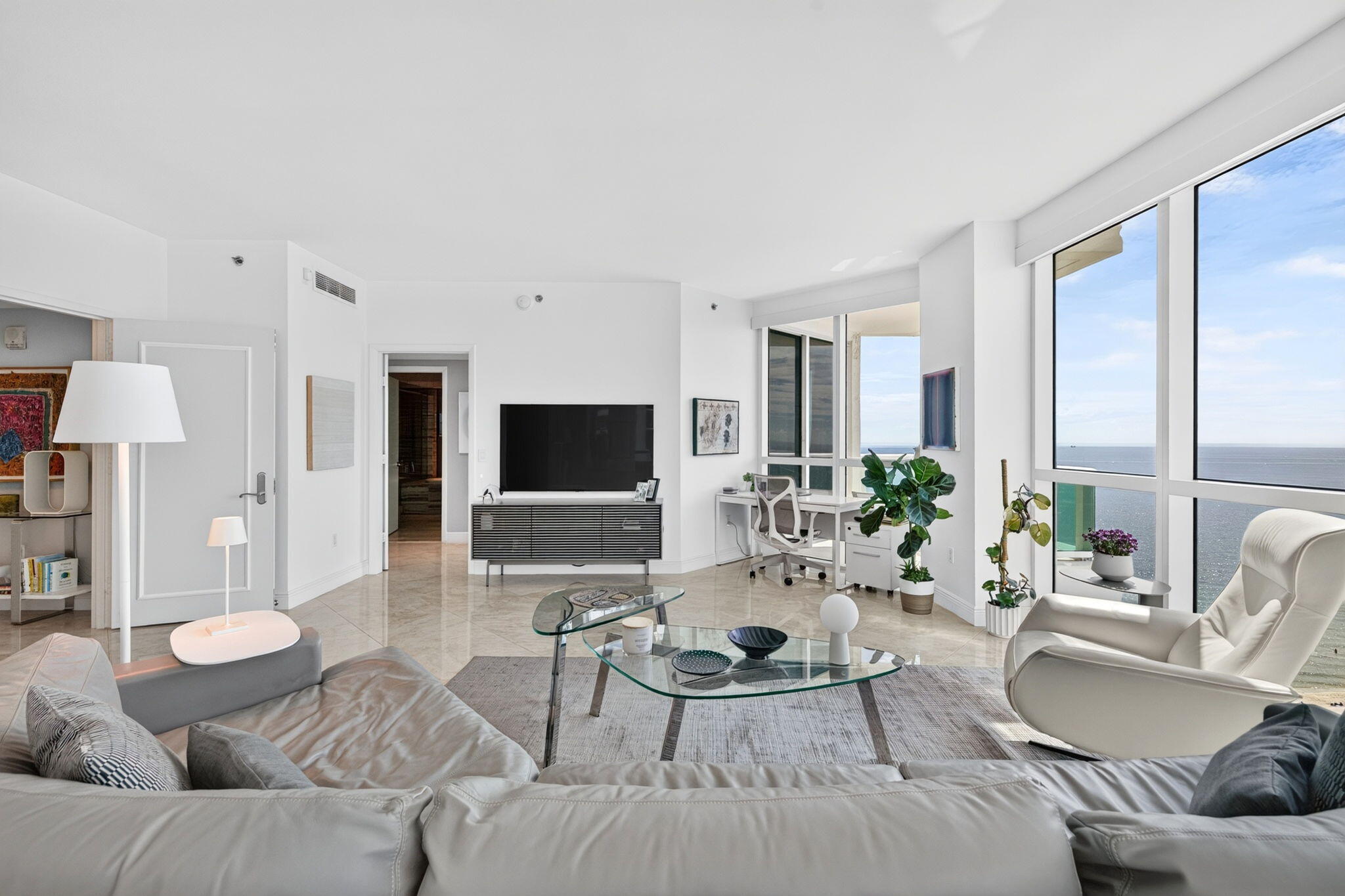 101 S Fort Lauderdale Beach Boulevard 2407 Property Photo 10