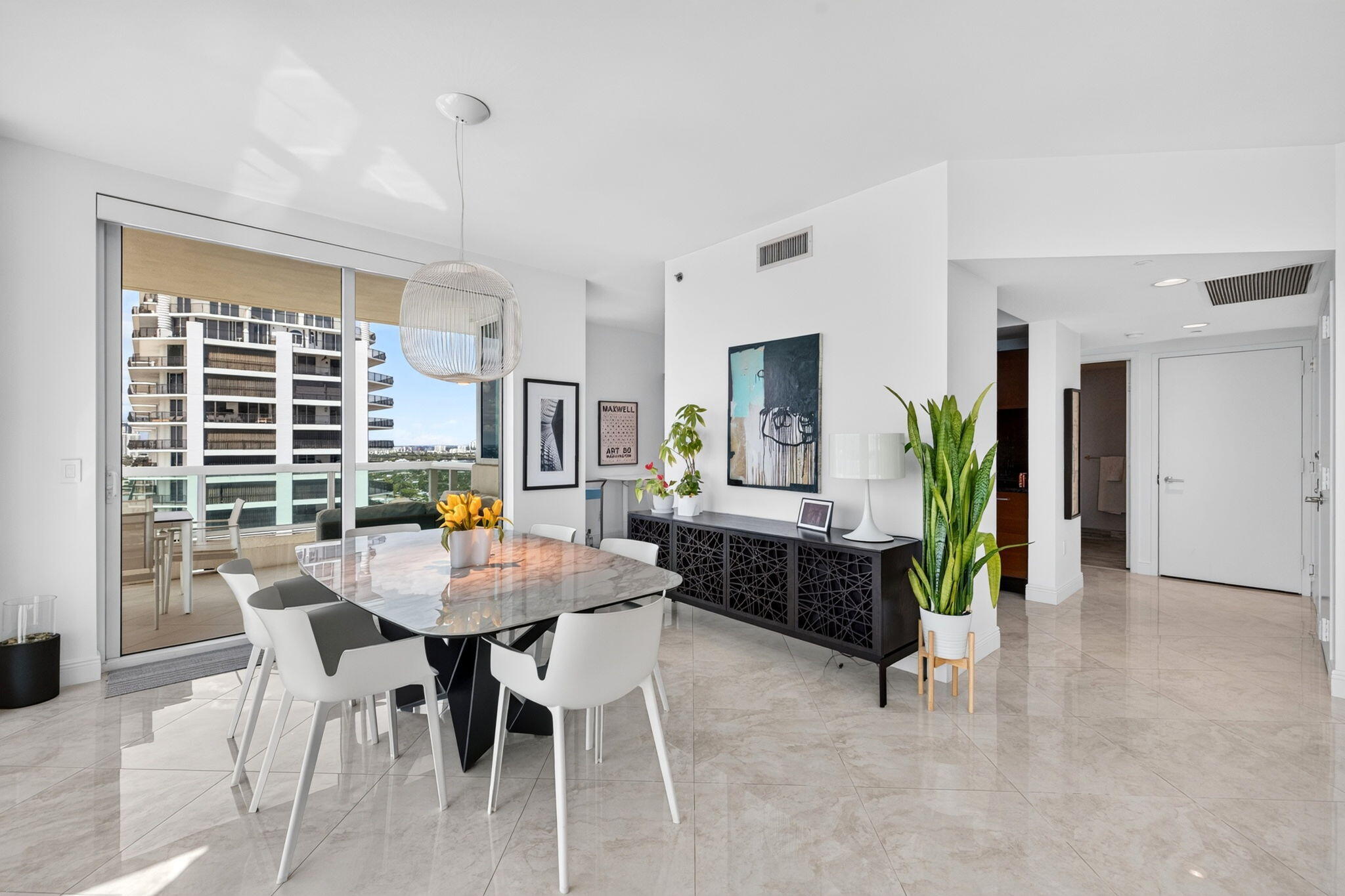101 S Fort Lauderdale Beach Boulevard 2407 Property Photo 18