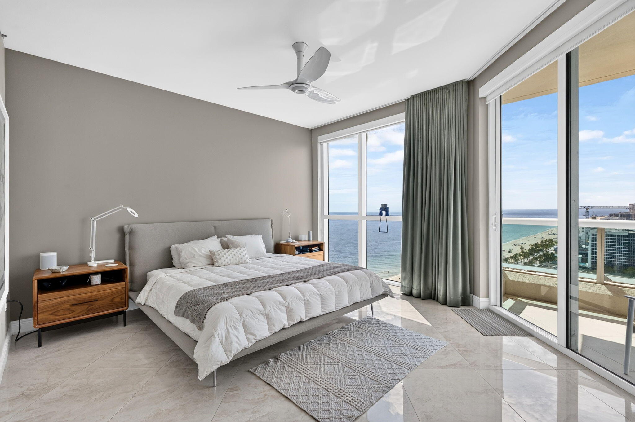 101 S Fort Lauderdale Beach Boulevard 2407 Property Photo 39