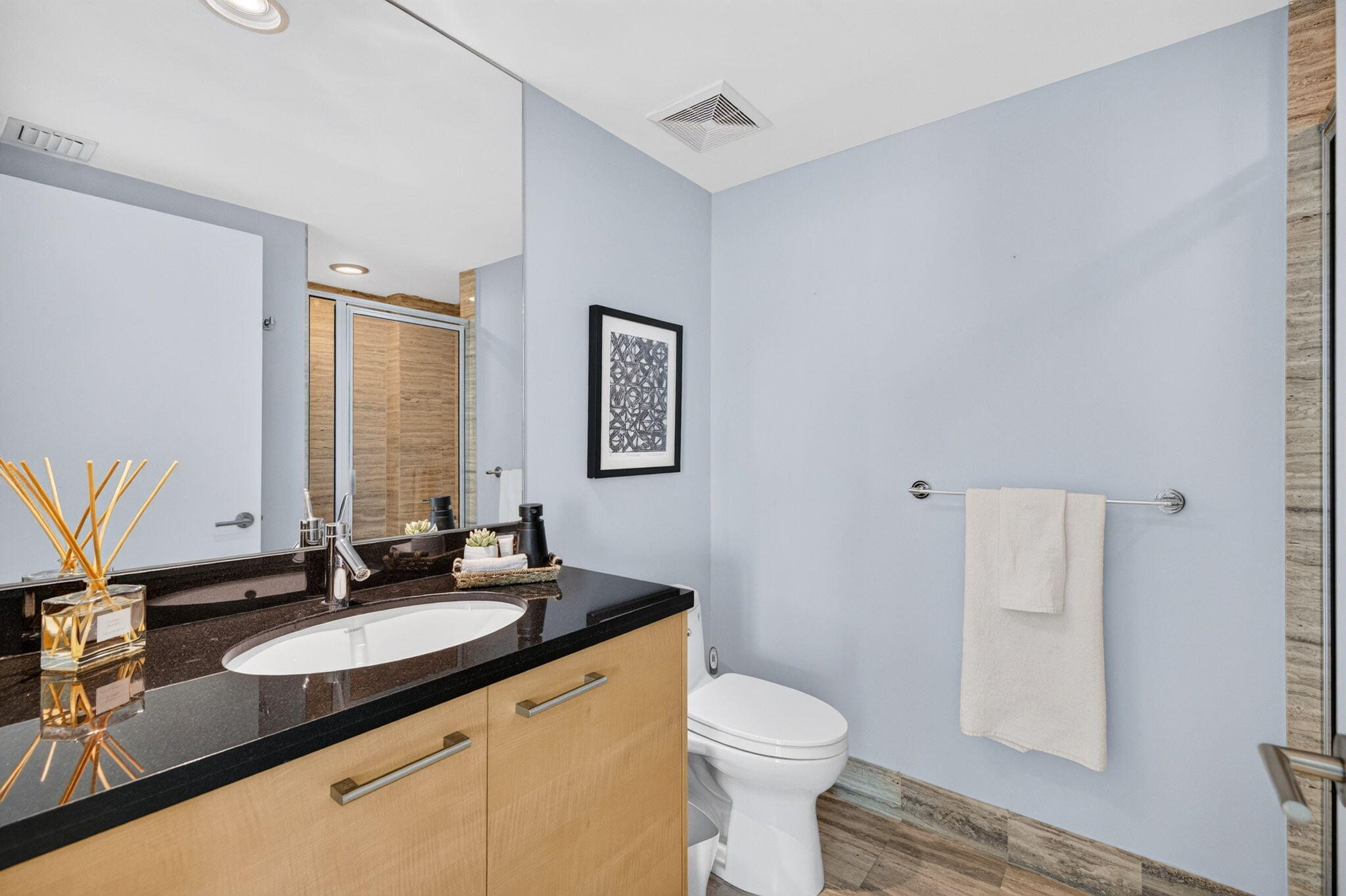 101 S Fort Lauderdale Beach Boulevard 2407 Property Photo 58