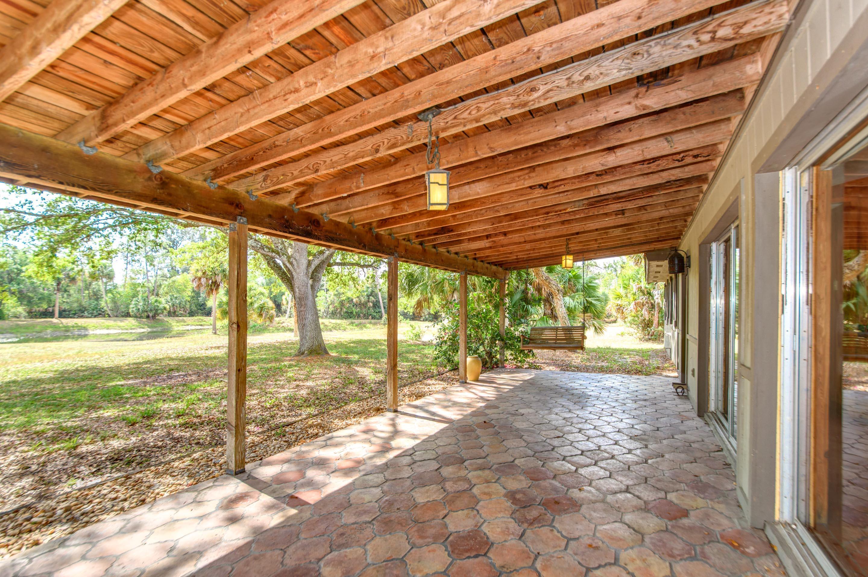 2833 F Road Property Photo 9