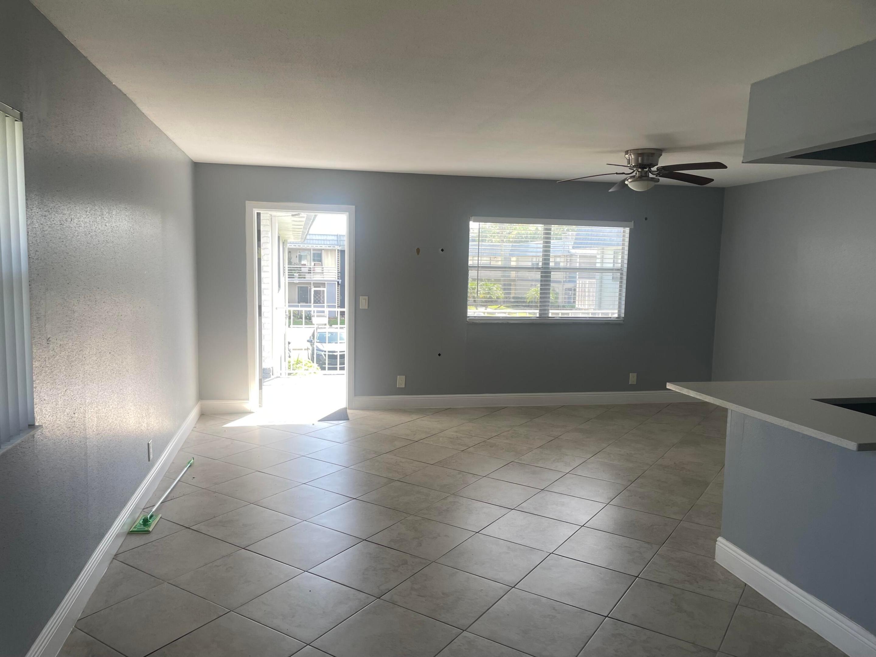 523 Brittany K Property Photo 4