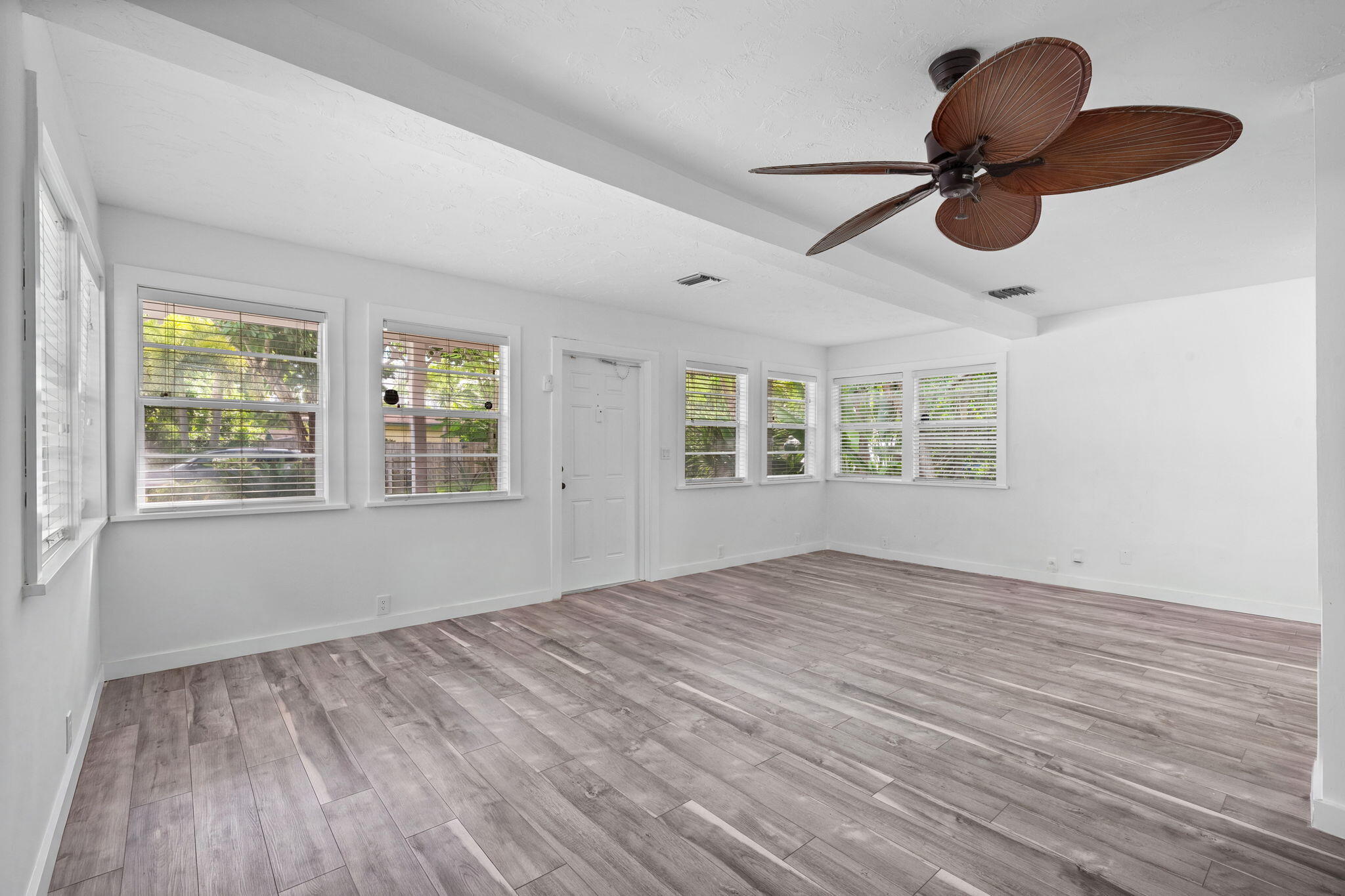 315 Sw 9th Avenue Property Photo 5