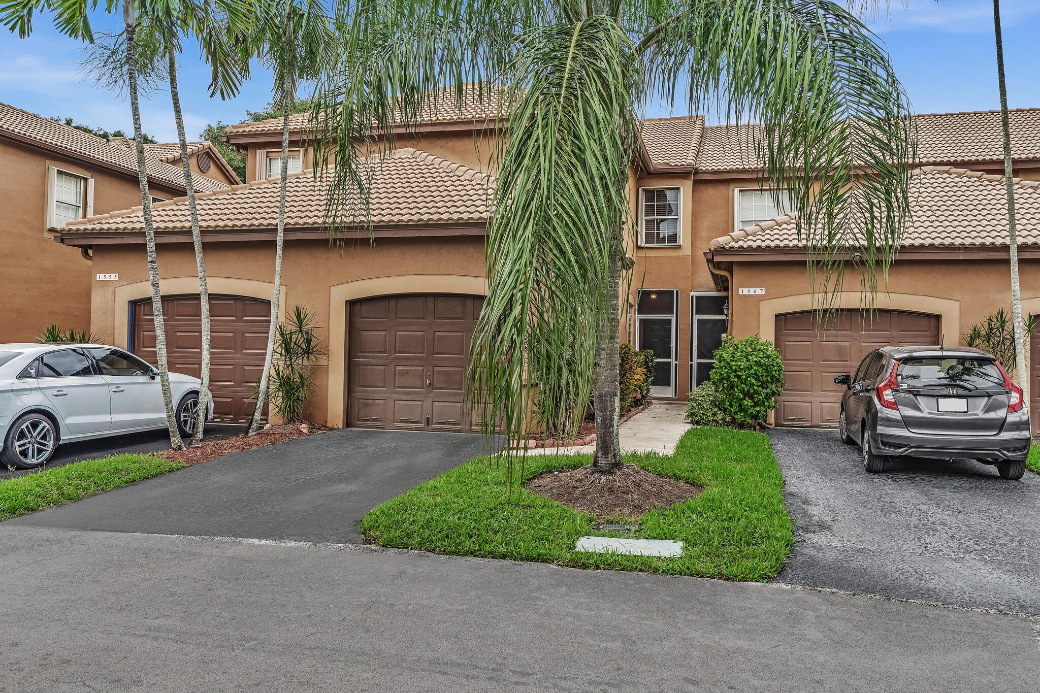 1561 Barcelona Way Property Photo 1