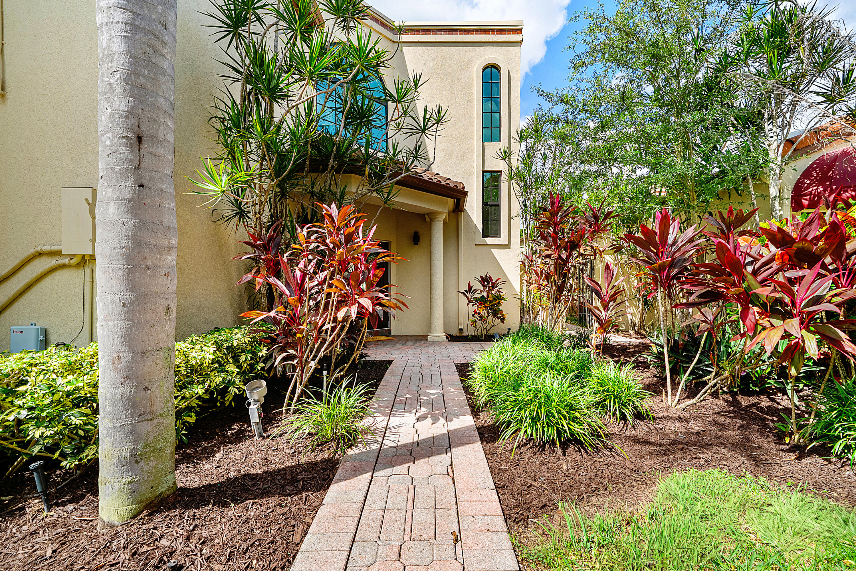 23260 Mirabella Circle N Property Photo 2