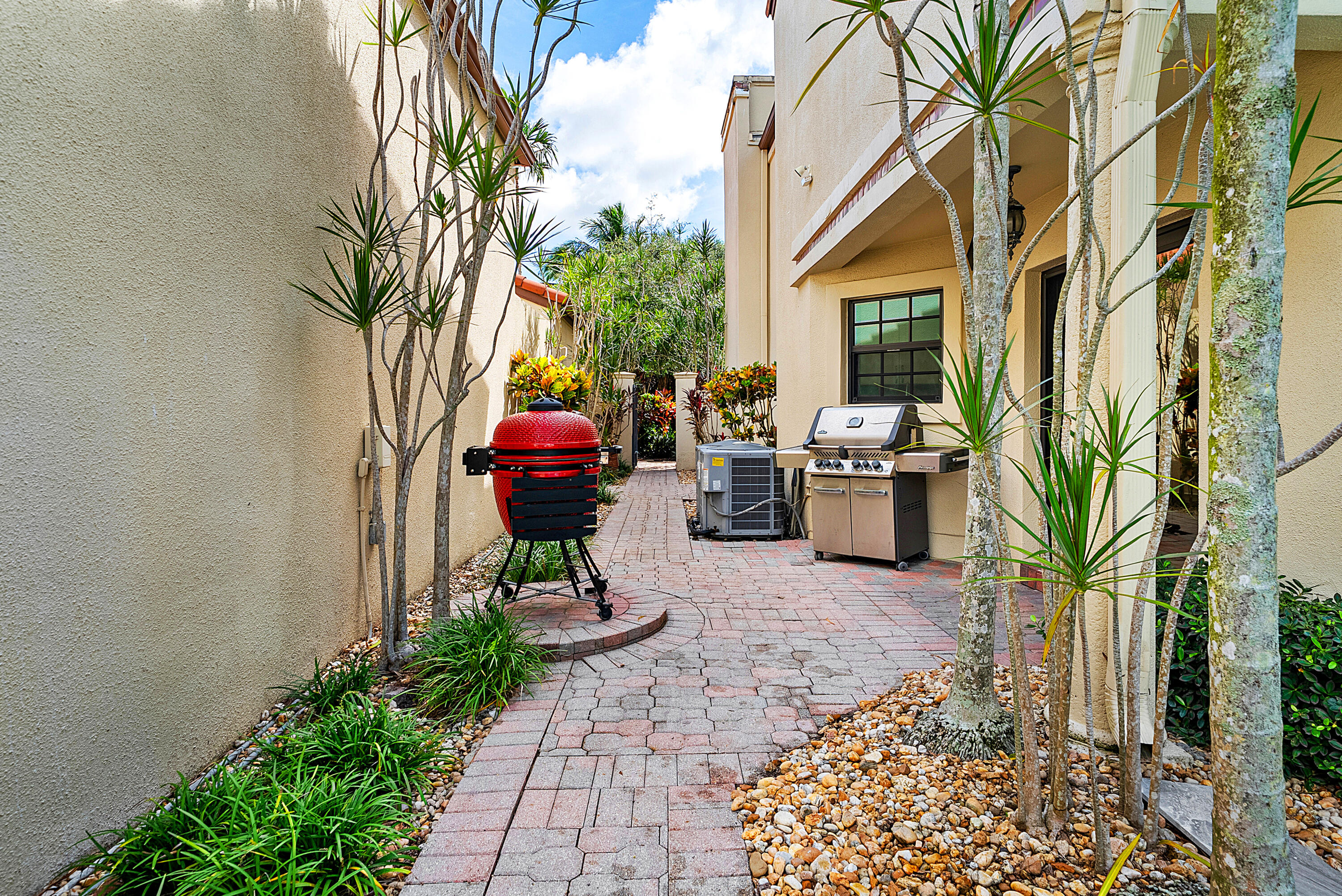 23260 Mirabella Circle N Property Photo 40