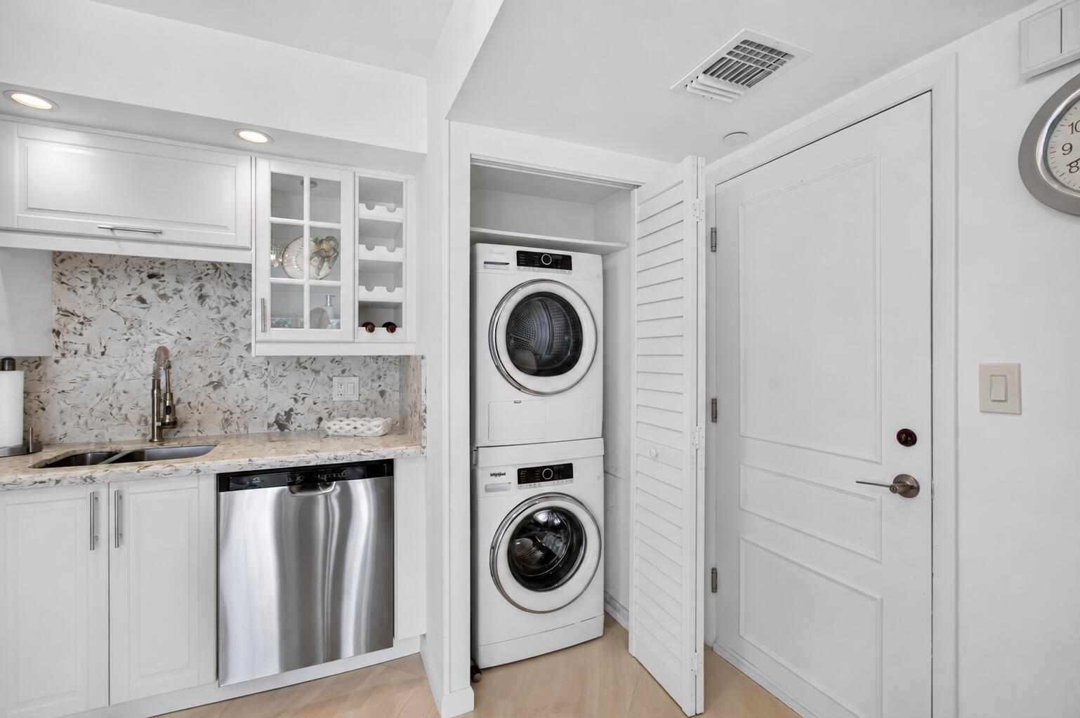 875 E Camino Real 7e Property Photo 15
