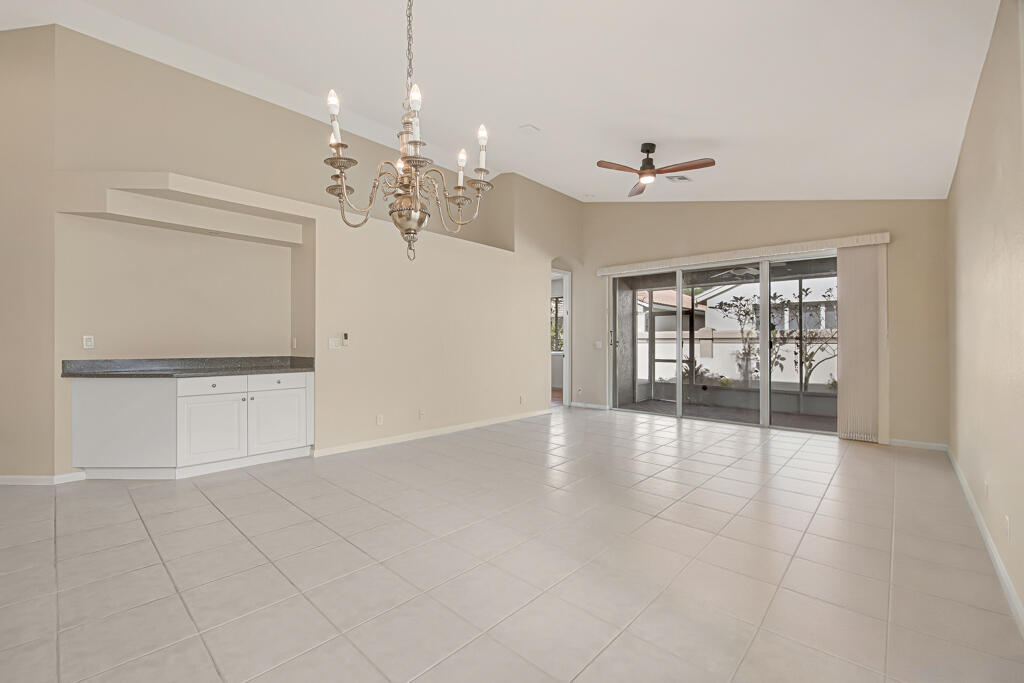 8067 Bellafiore Way Property Photo 8