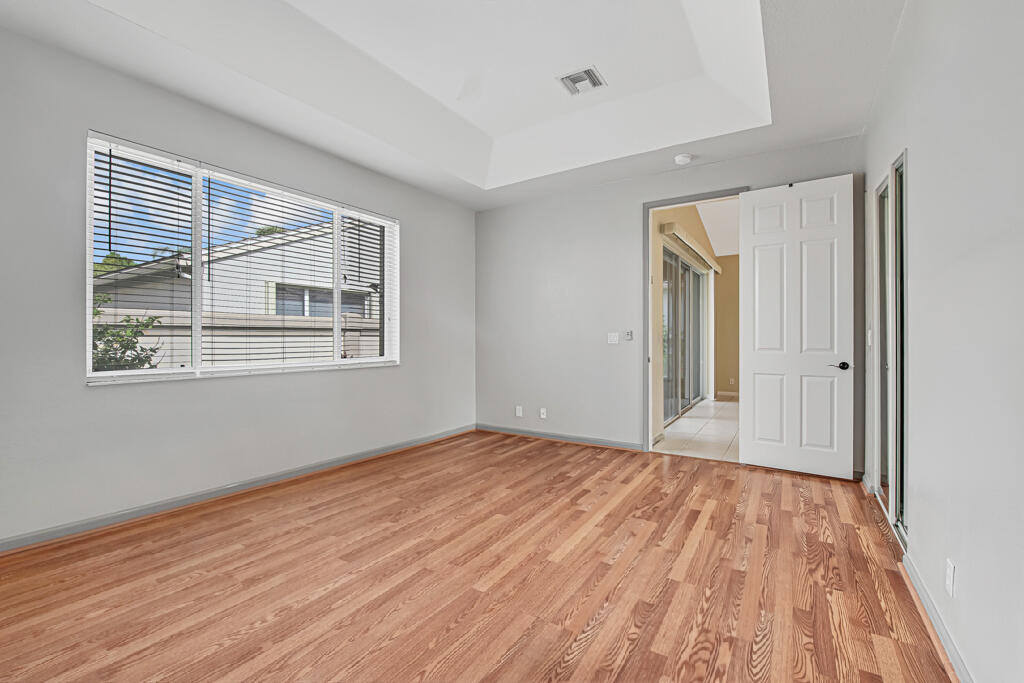 8067 Bellafiore Way Property Photo 18