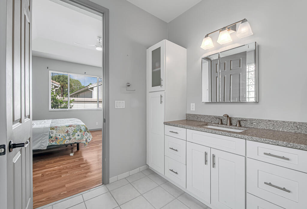8067 Bellafiore Way Property Photo 29