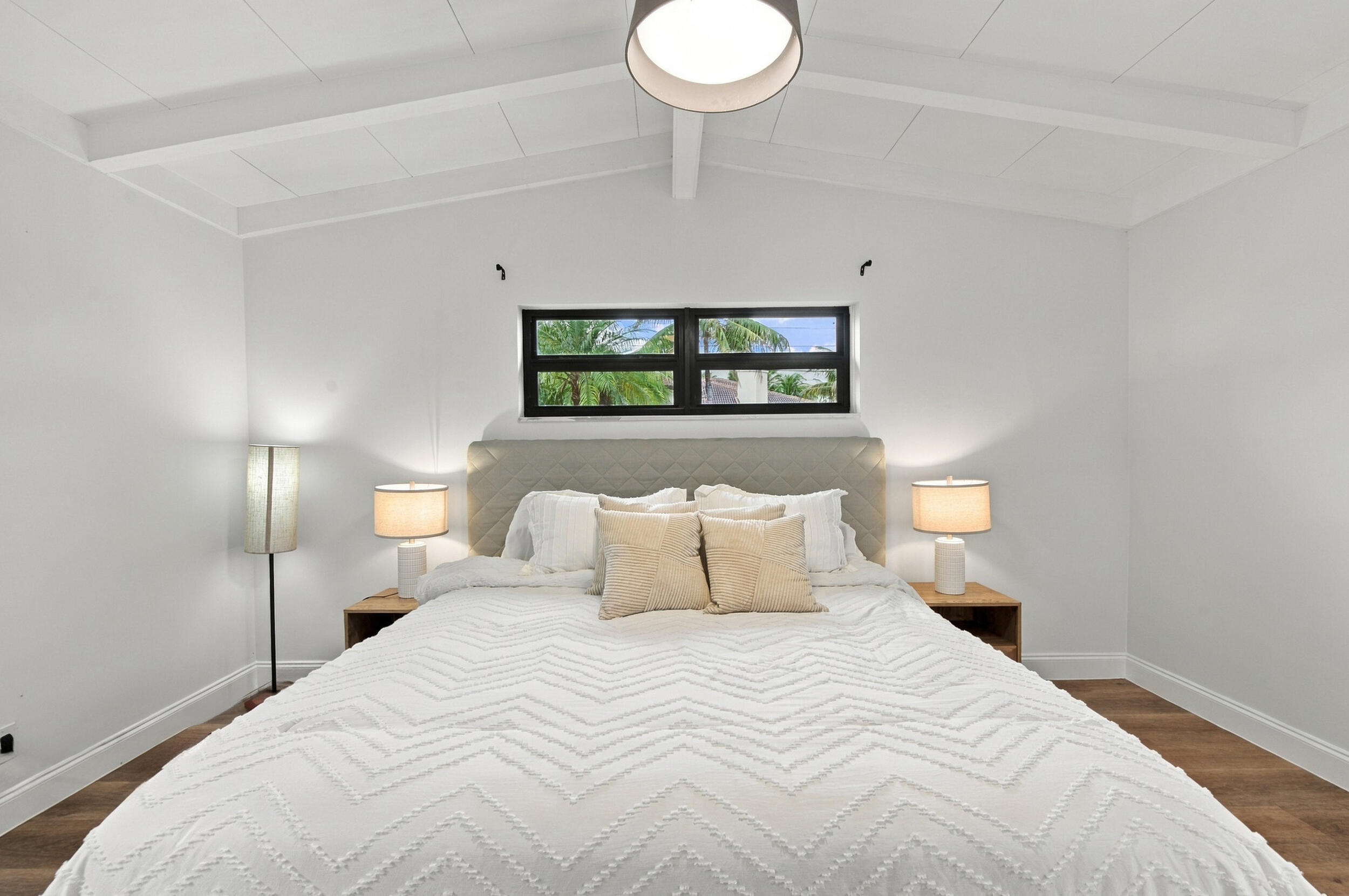 2536 Gulfstream Lane Property Photo 17