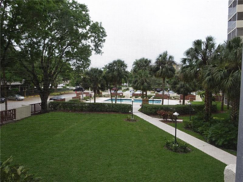 10777 W Sample Road 203 Property Photo 7