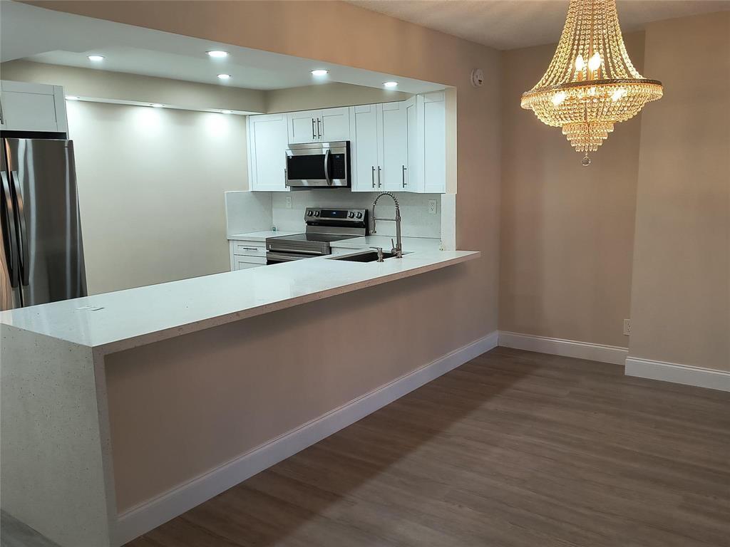 10777 W Sample Road 203 Property Photo 12
