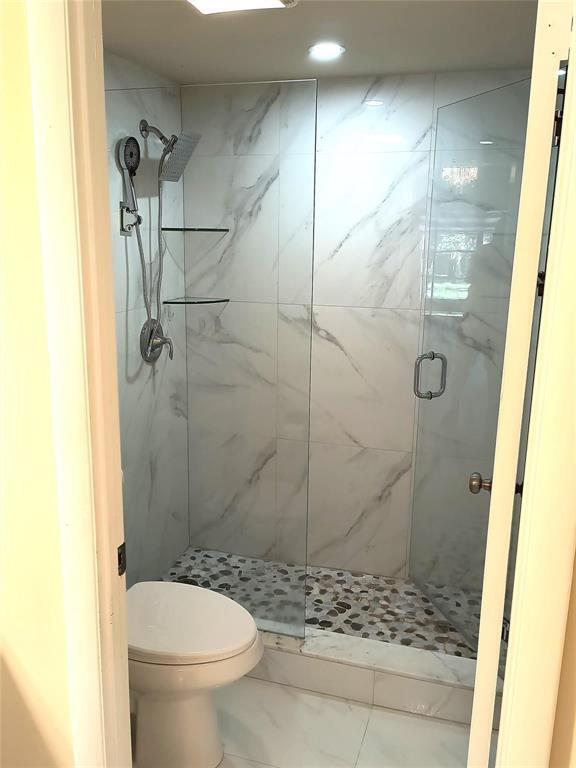 10777 W Sample Road 203 Property Photo 16