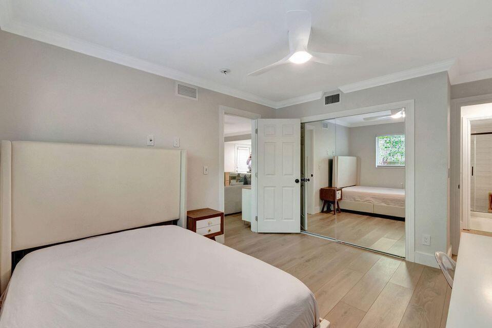 49 Se 7th Avenue Property Photo 22