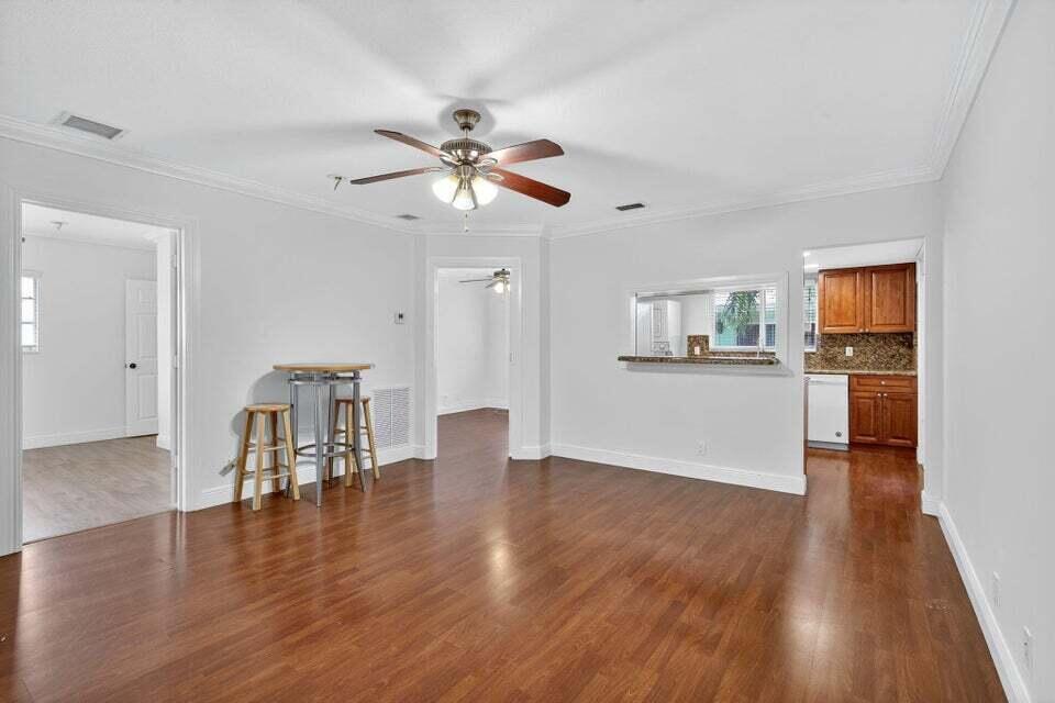 49 Se 7th Avenue Property Photo 30