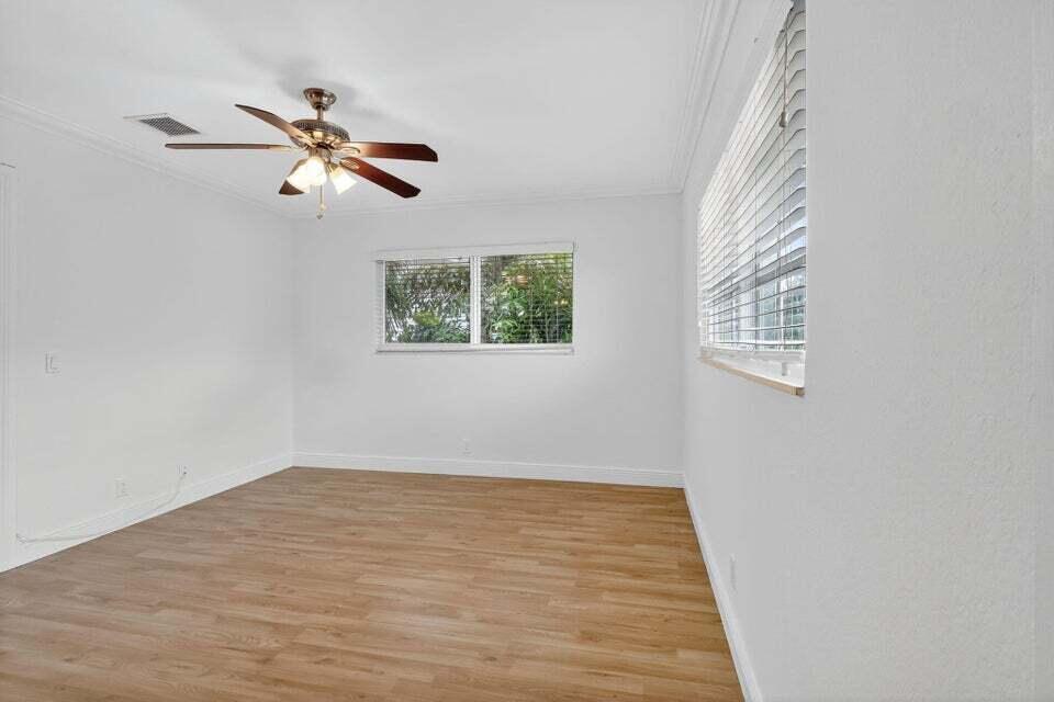 49 Se 7th Avenue Property Photo 38