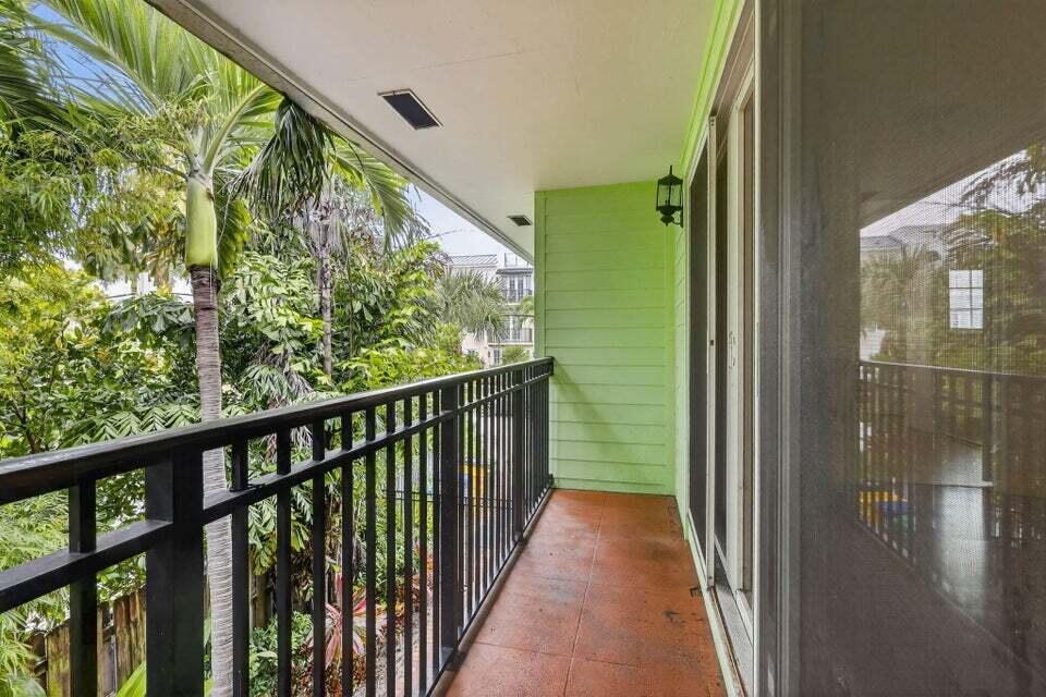 49 Se 7th Avenue Property Photo 40