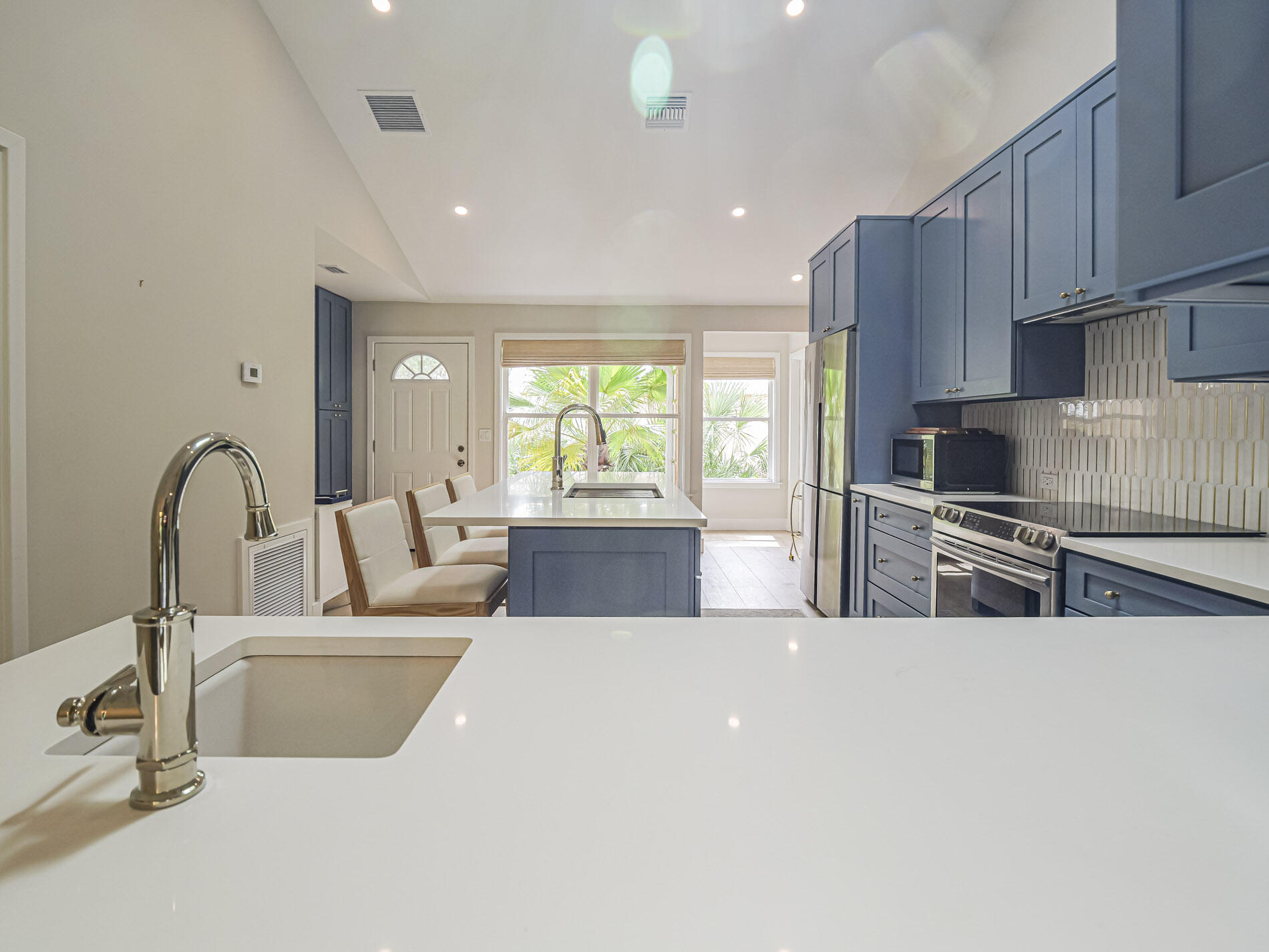 1374 Coral Park Lane 803 Property Photo 7