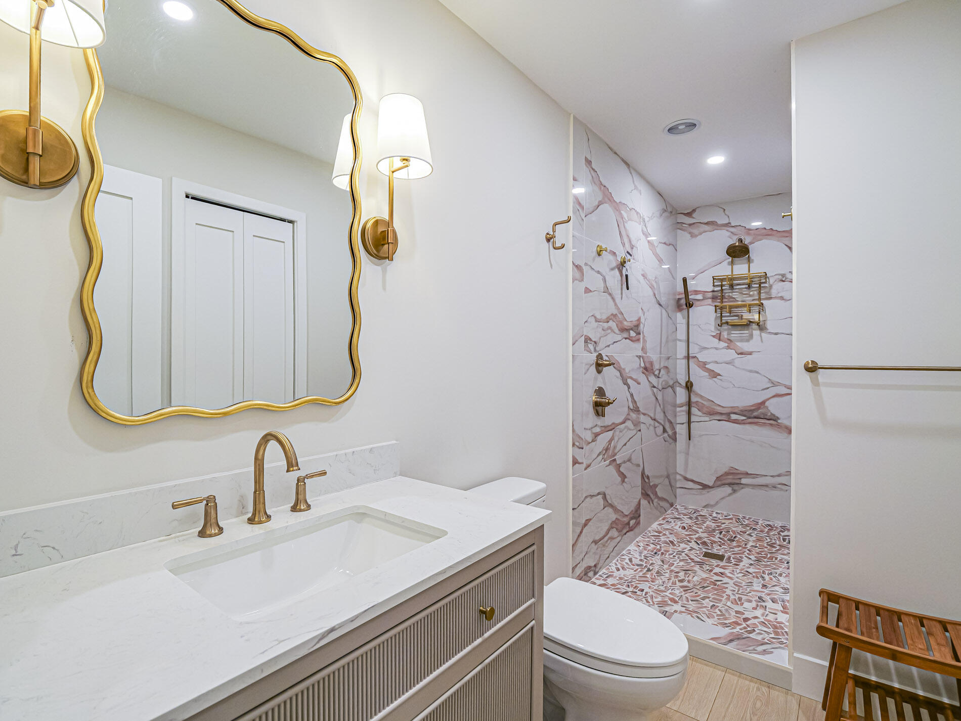 1374 Coral Park Lane 803 Property Photo 25