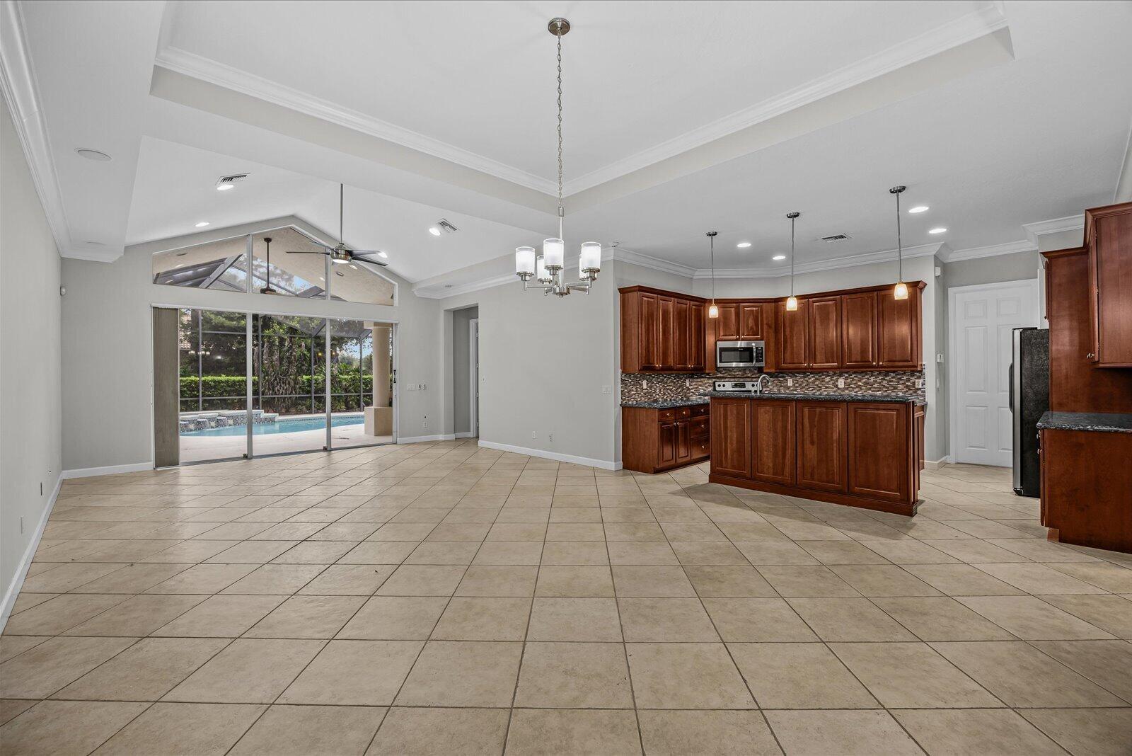 8824 Champions Way Property Photo 8
