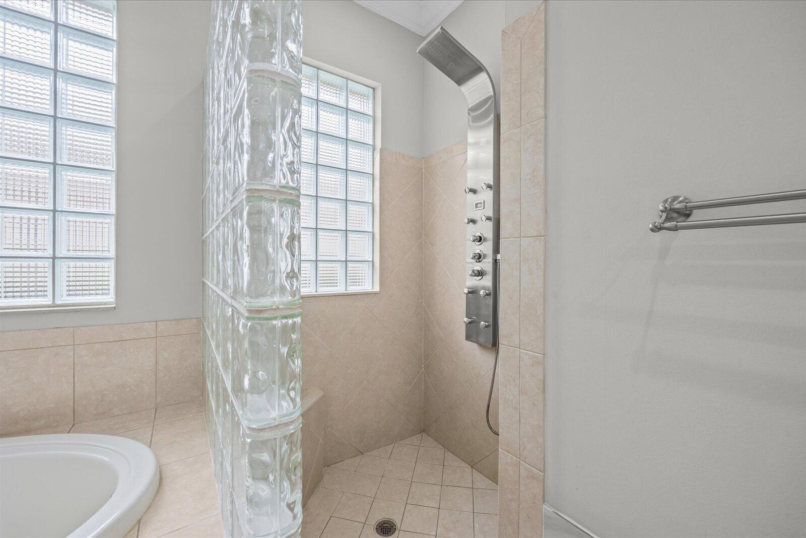 8824 Champions Way Property Photo 19