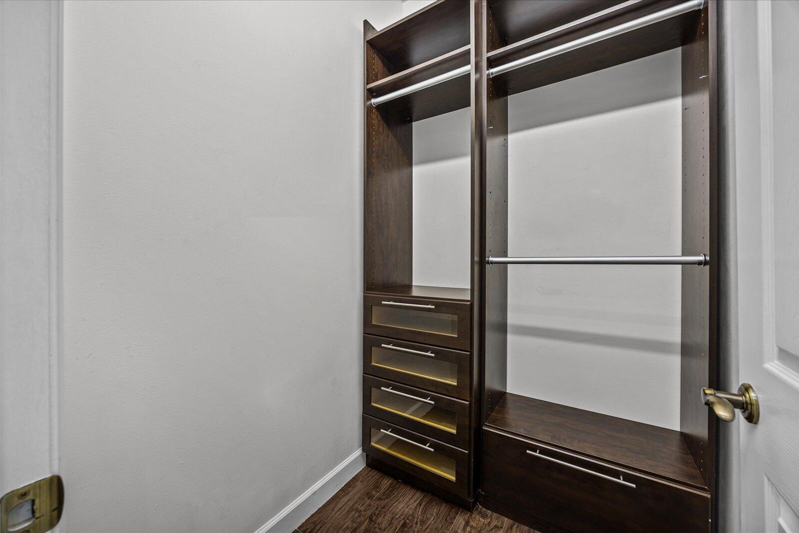 8824 Champions Way Property Photo 21