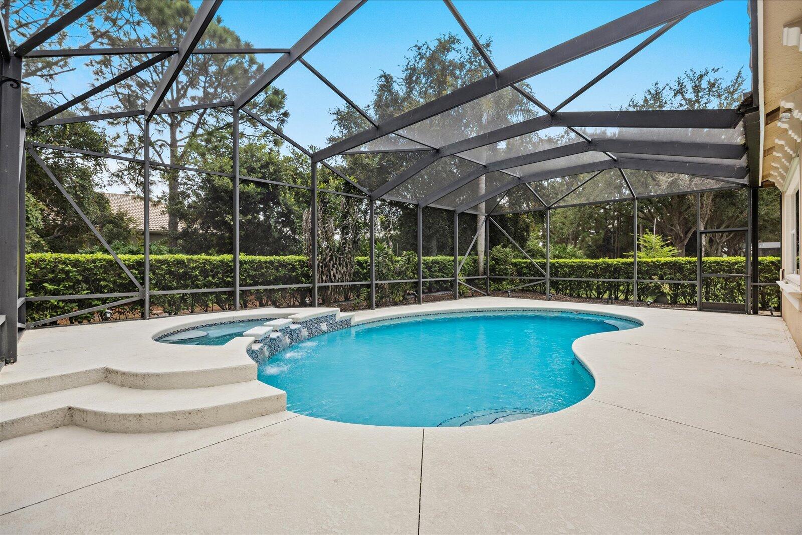 8824 Champions Way Property Photo 32