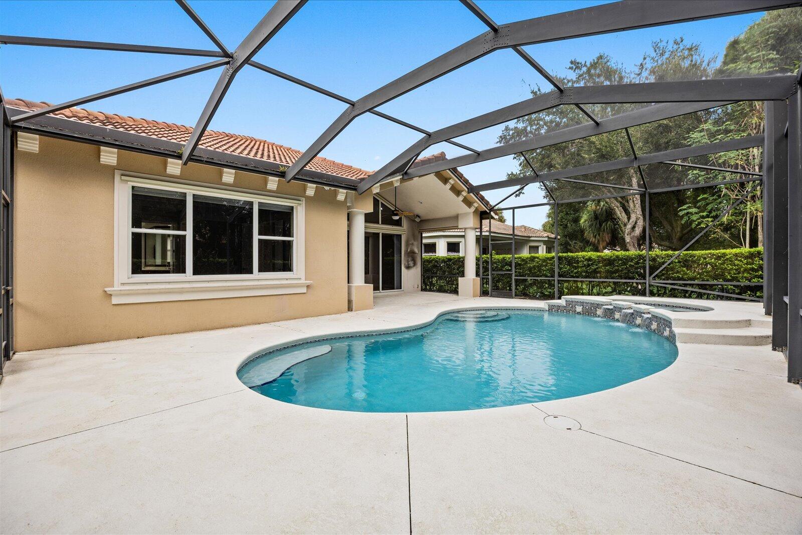 8824 Champions Way Property Photo 34