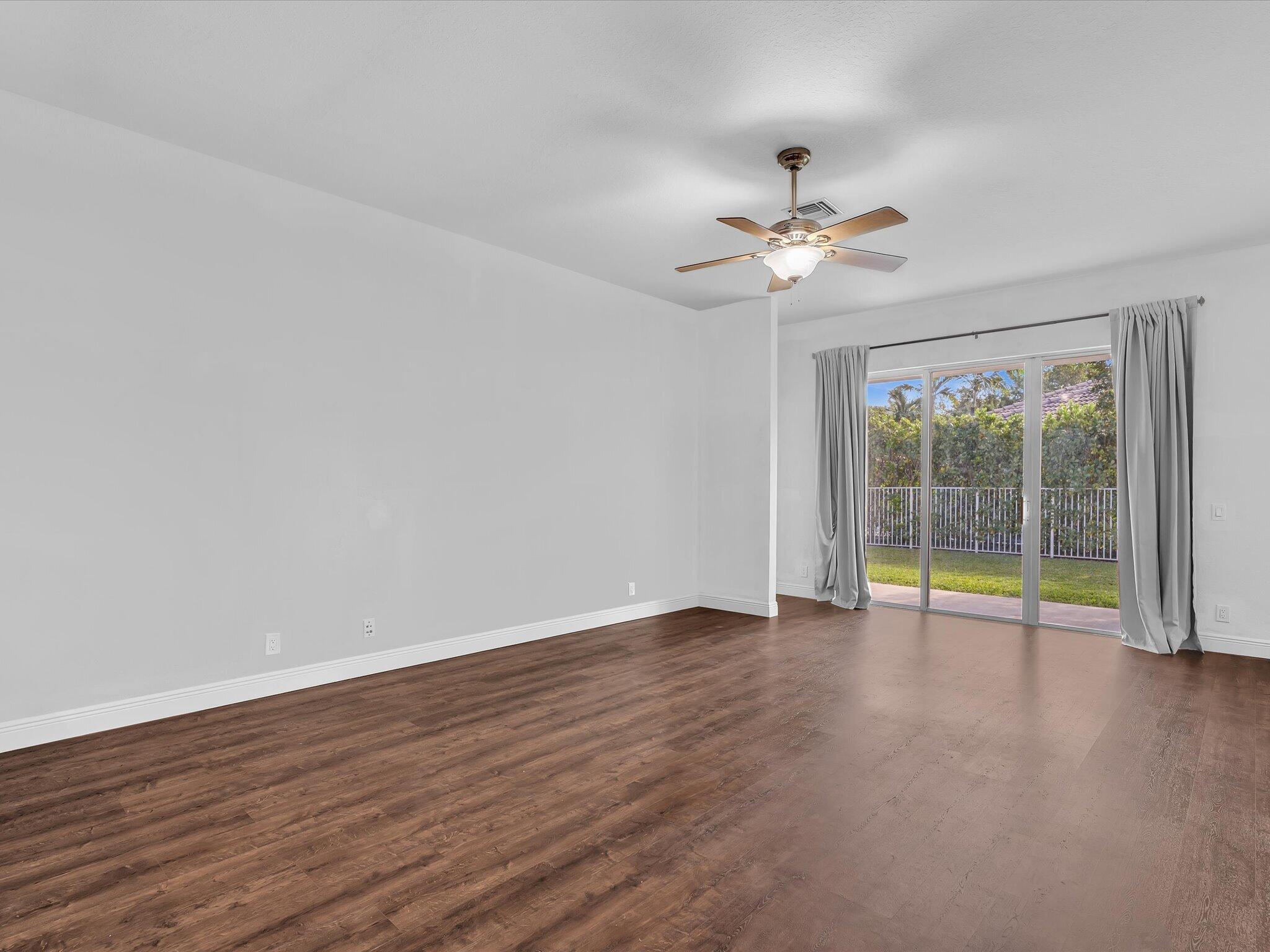 1125 Sunflower Circle Property Photo 10