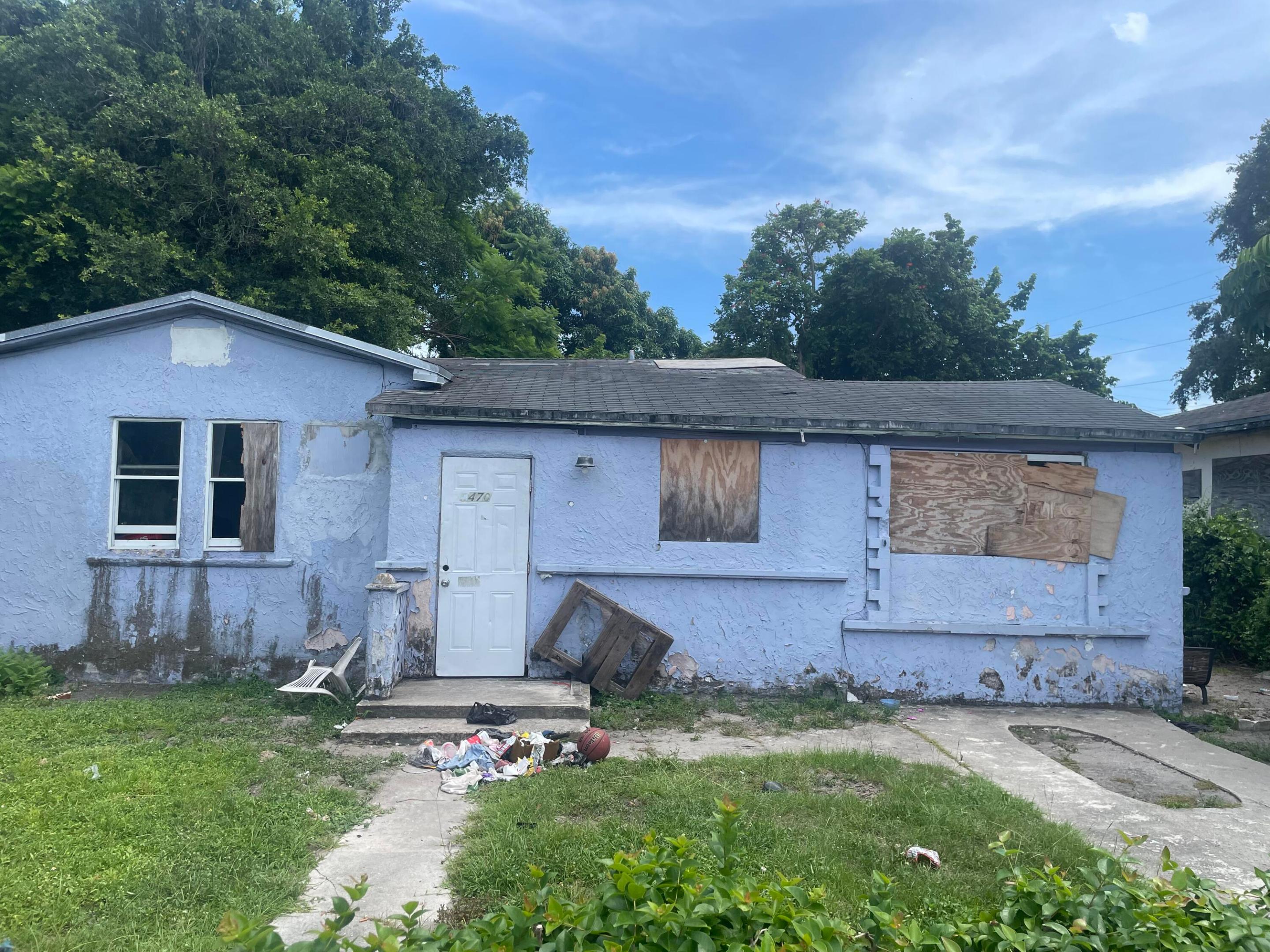 2470 Nw 87th Street Property Photo 1