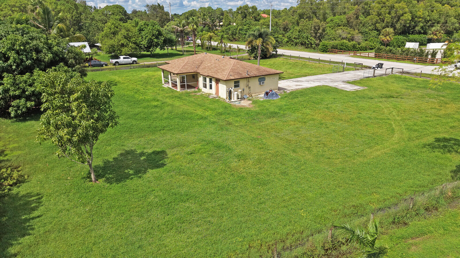 13172 Orange Boulevard Property Photo 5