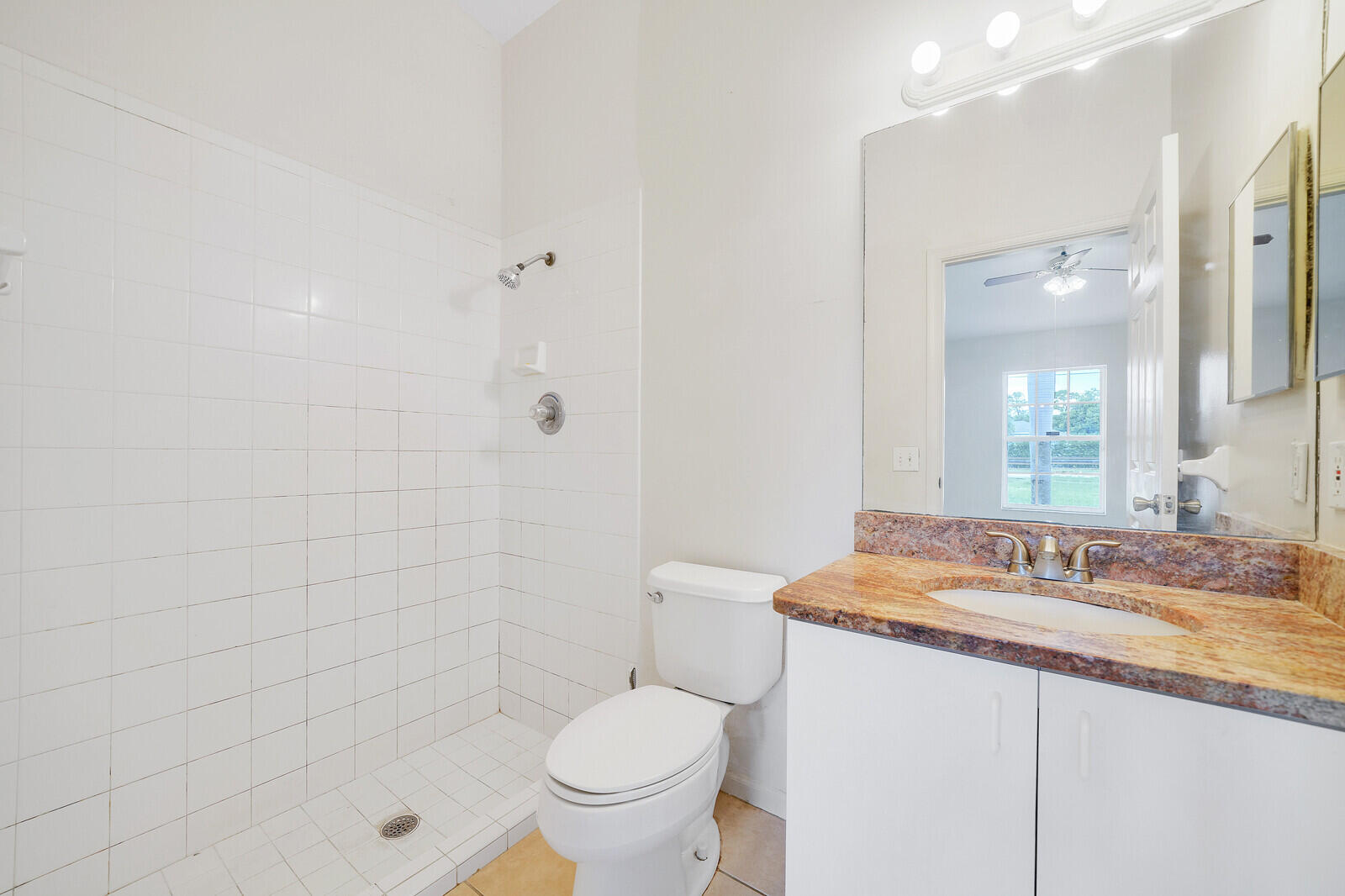 13172 Orange Boulevard Property Photo 23