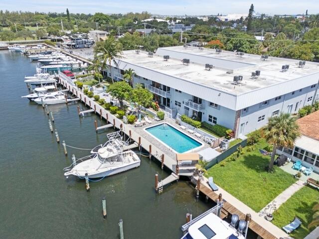 2400 NE 16TH Street 212