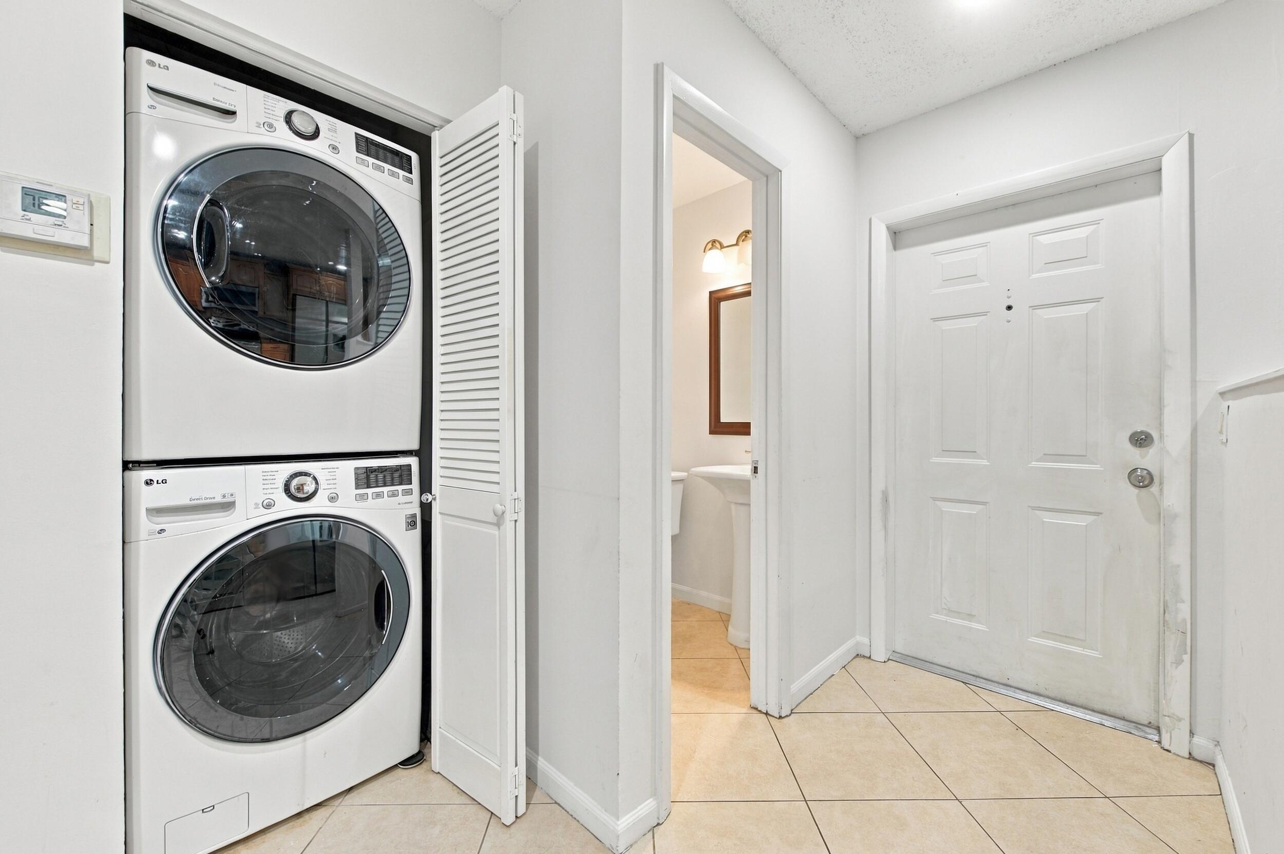 4153 Coral Springs Drive Property Photo 9