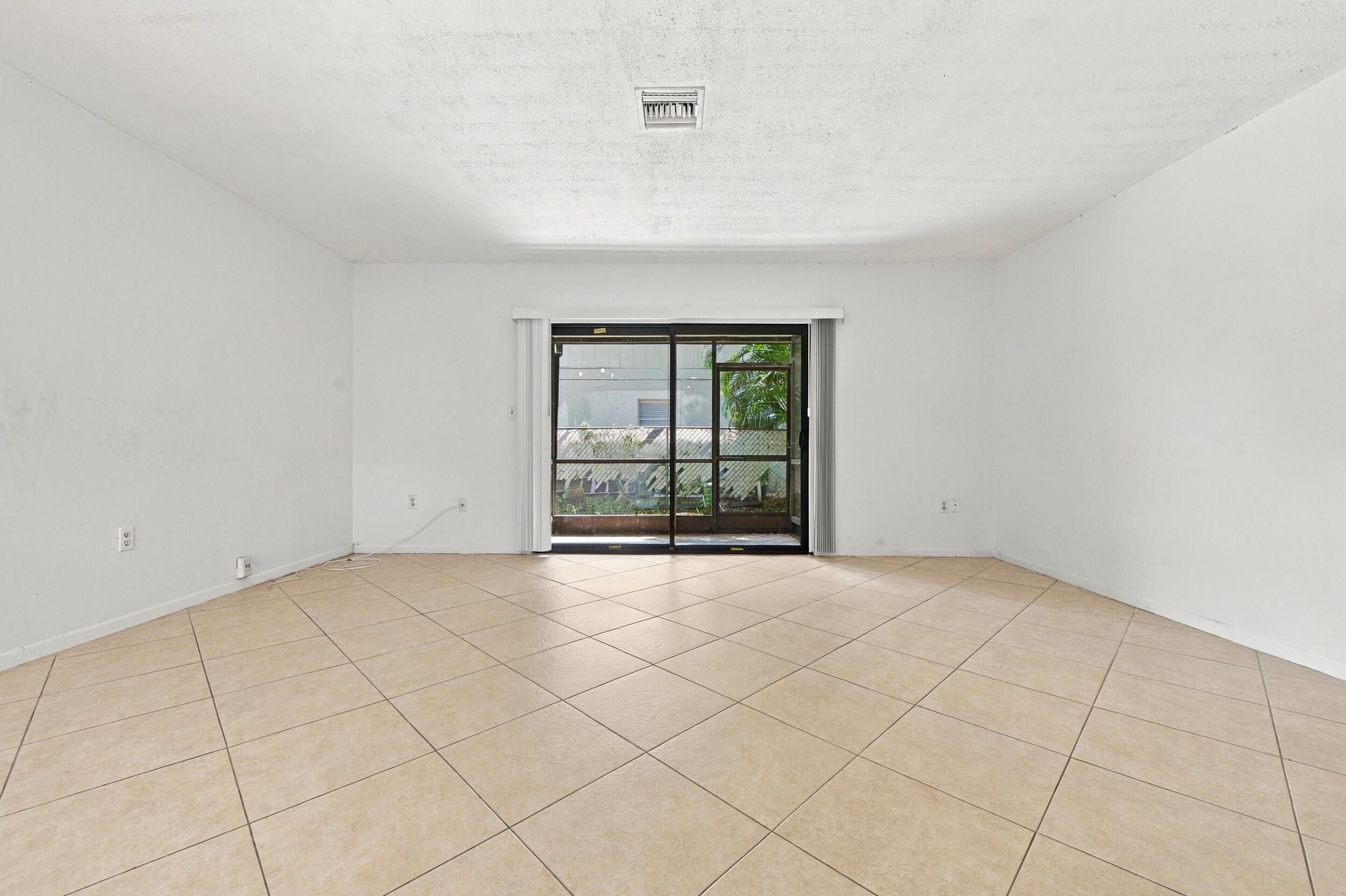 4153 Coral Springs Drive Property Photo 10