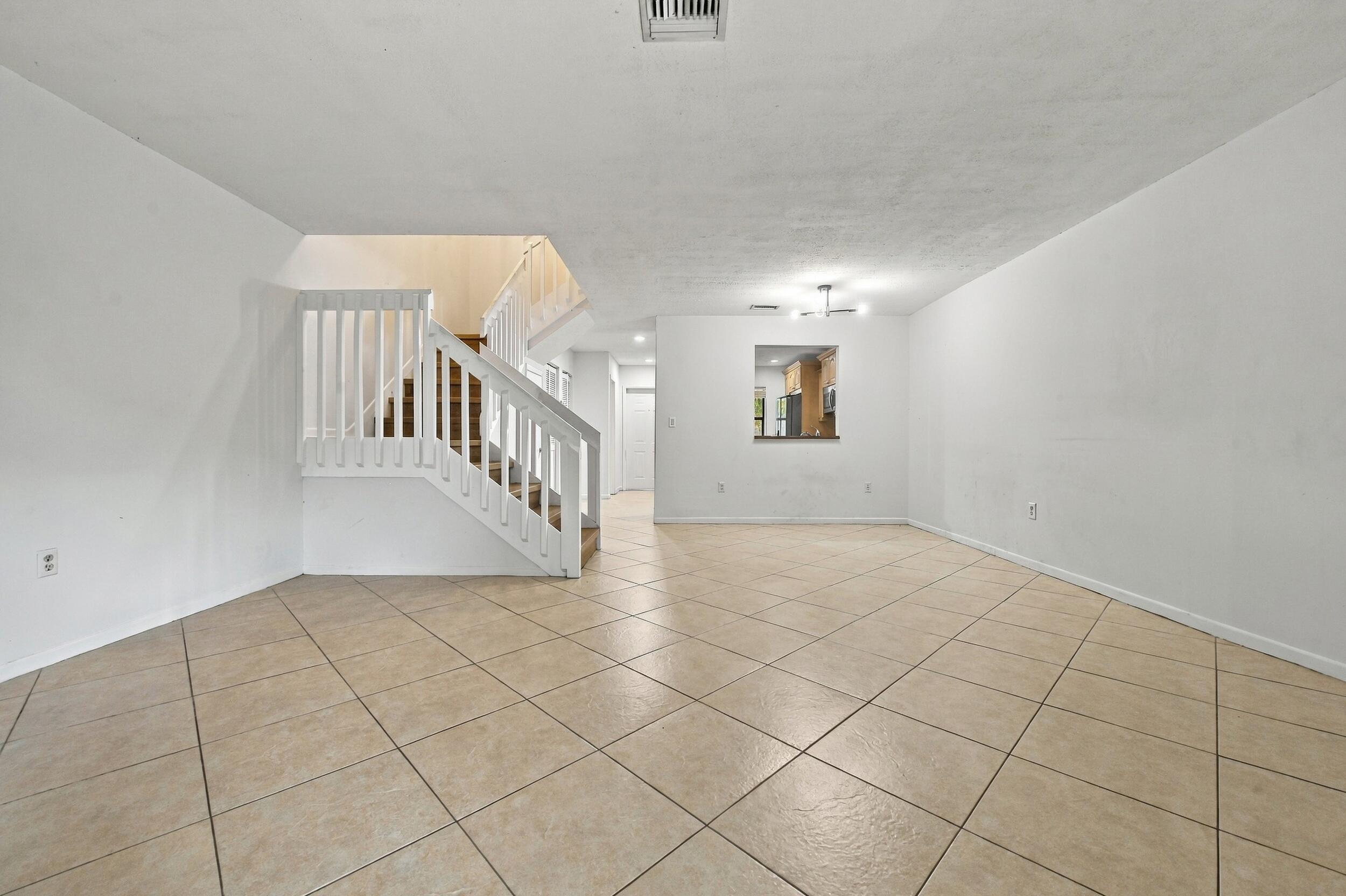 4153 Coral Springs Drive Property Photo 14