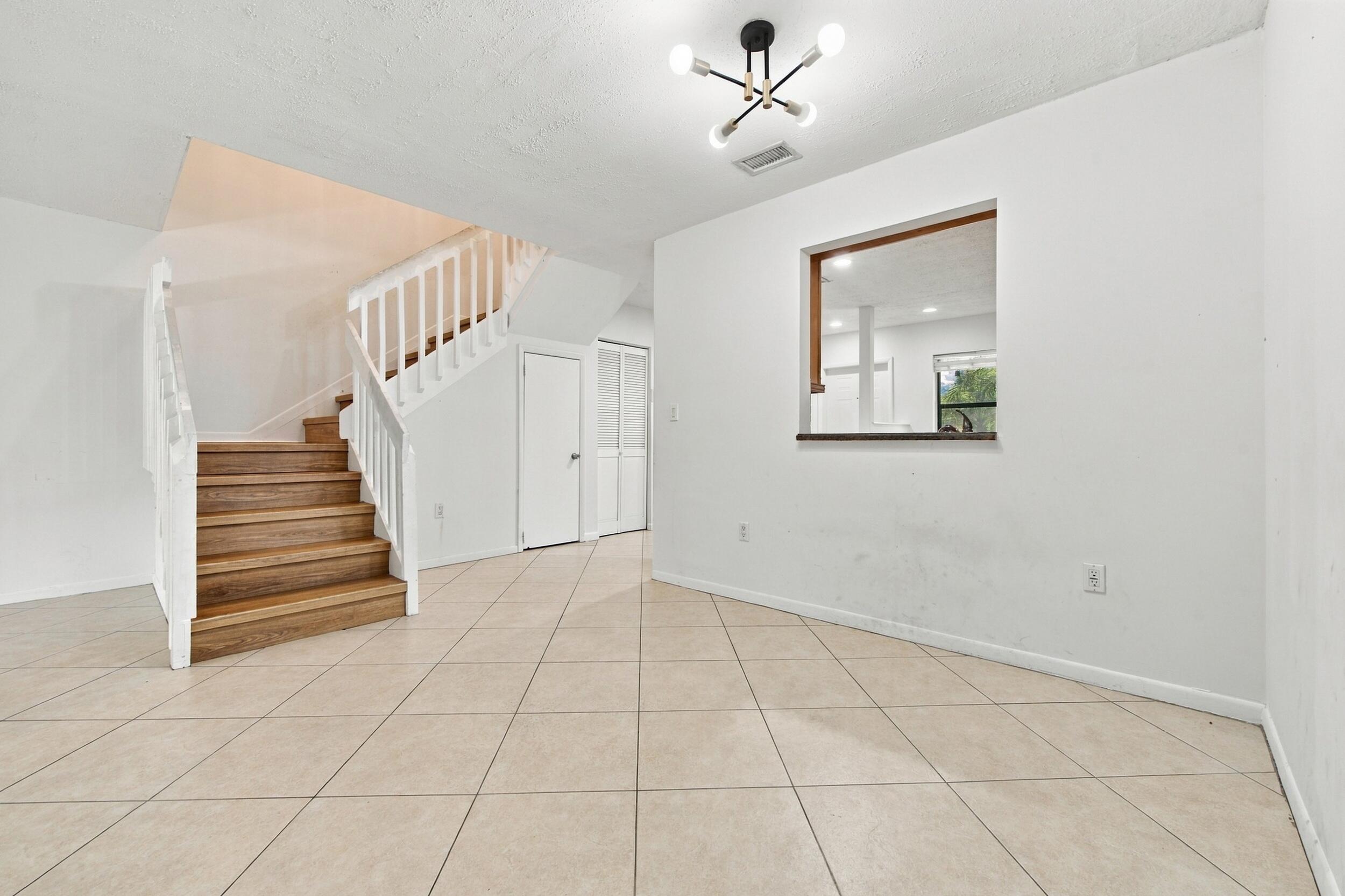 4153 Coral Springs Drive Property Photo 15