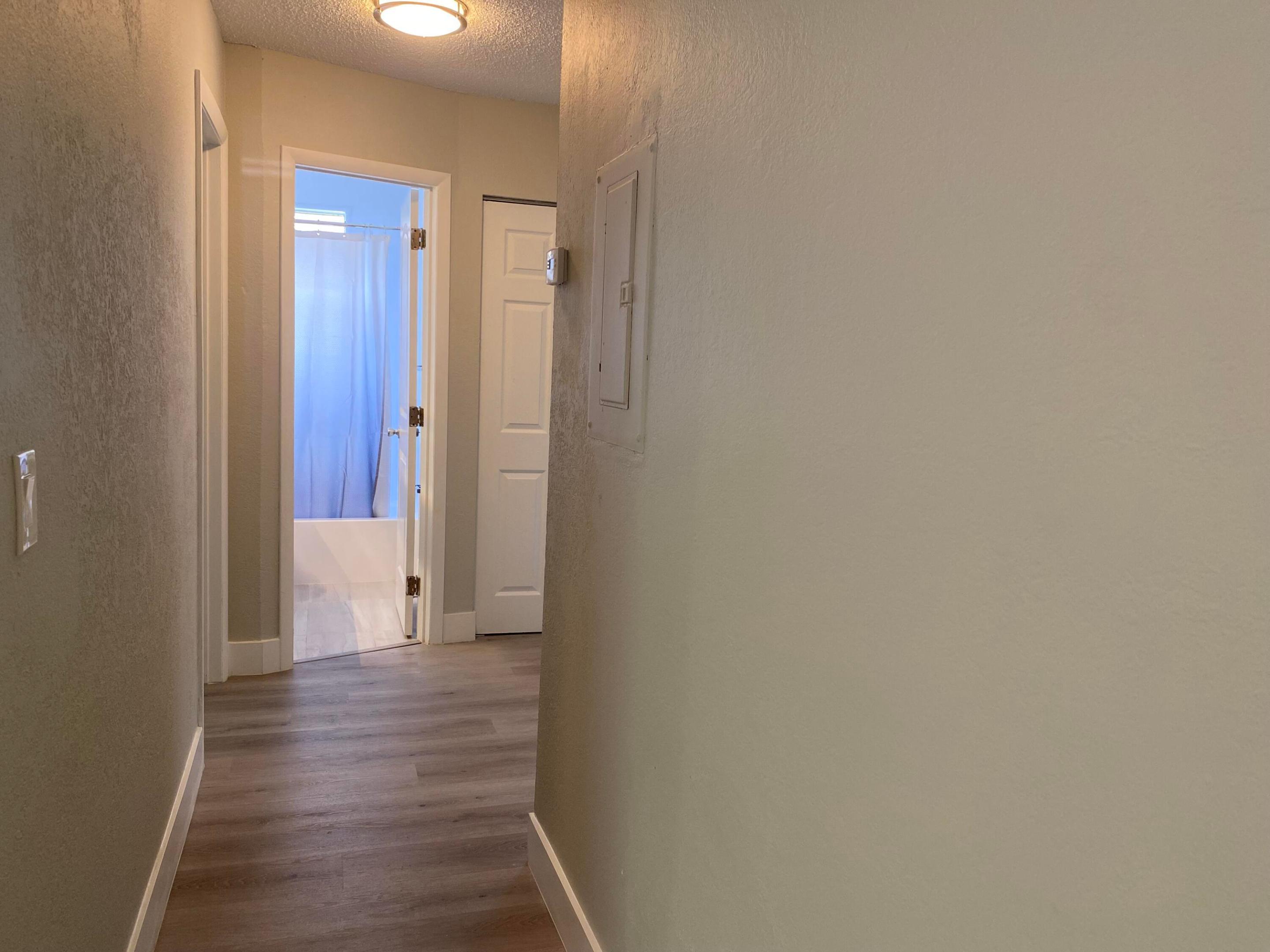 11432 Nw 43rd Street Top Right Property Photo 14