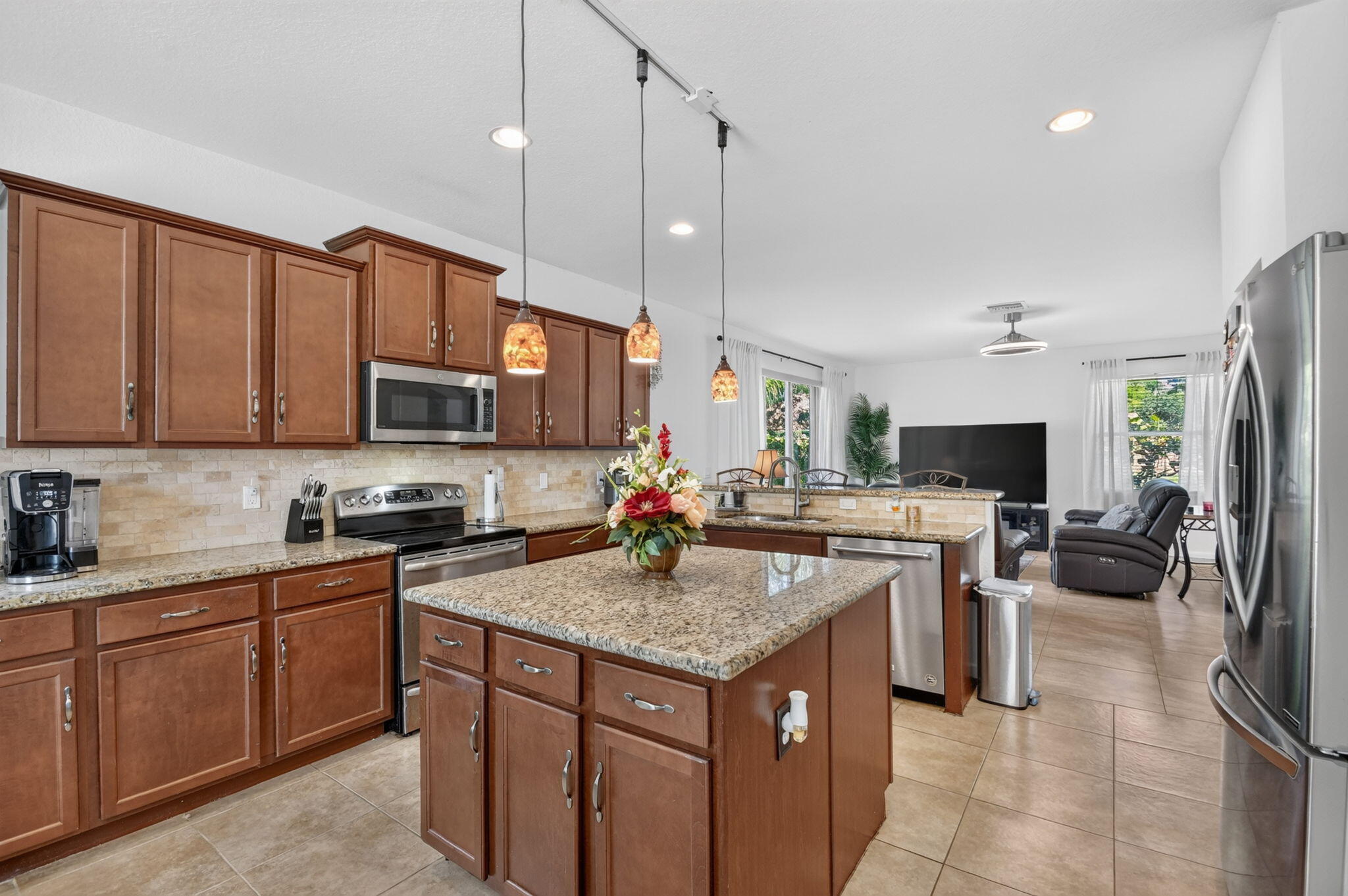 9070 Winterhaven Circle Property Photo 16