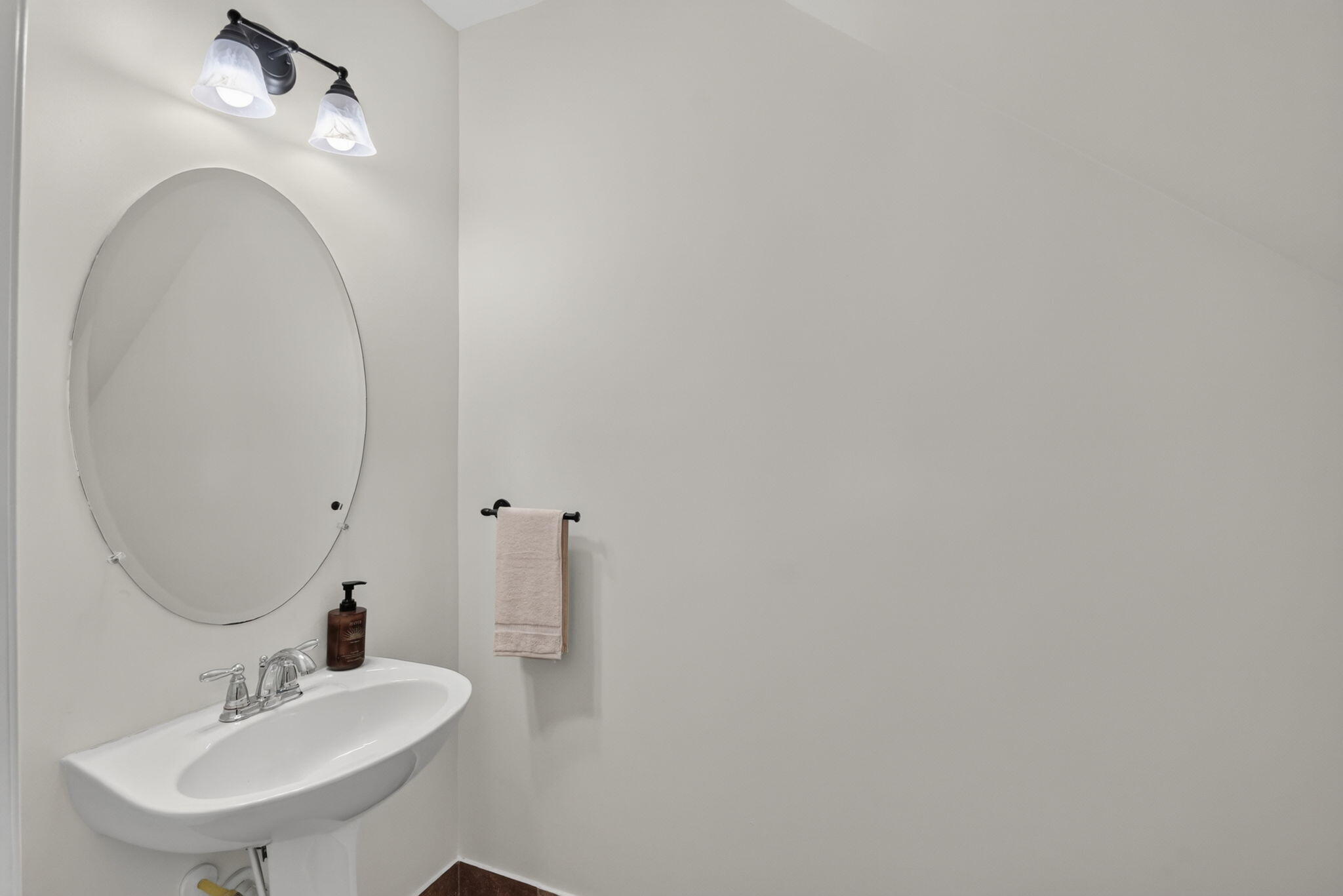 9070 Winterhaven Circle Property Photo 32